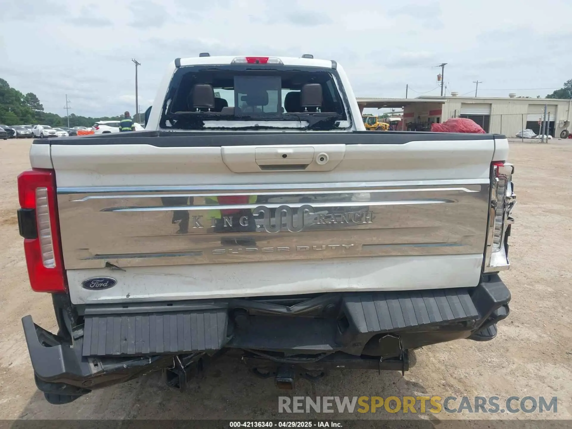 16 fotografías del automóvil dañado 1FT8W2BT8REC66998 FORD F-250 2024