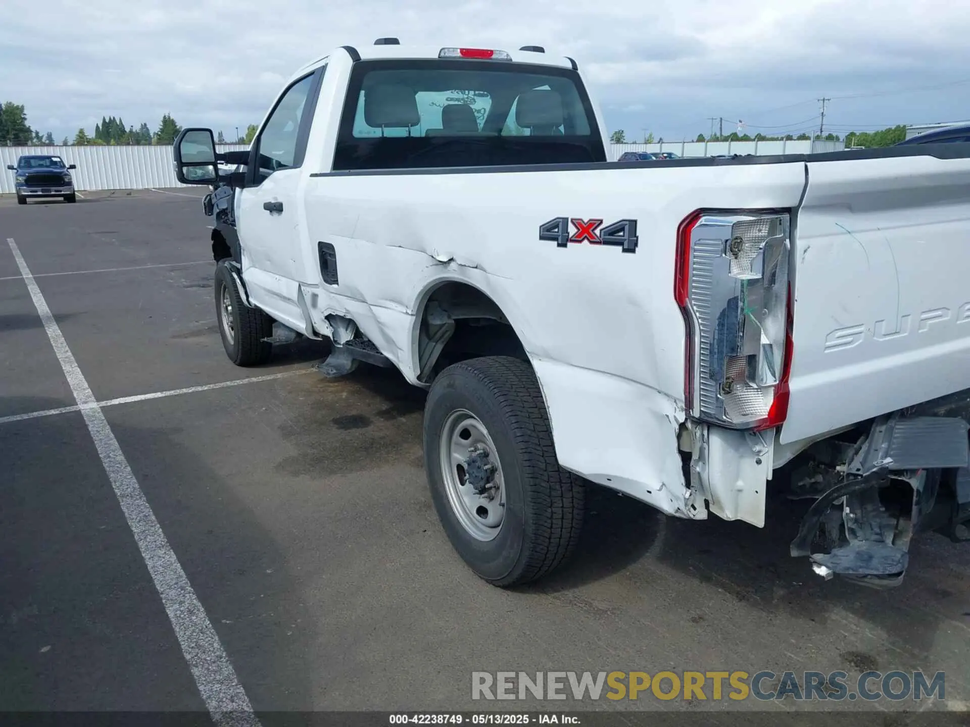 17 fotografías del automóvil dañado 1FTBF2BA2RED61478 FORD F-250 2024