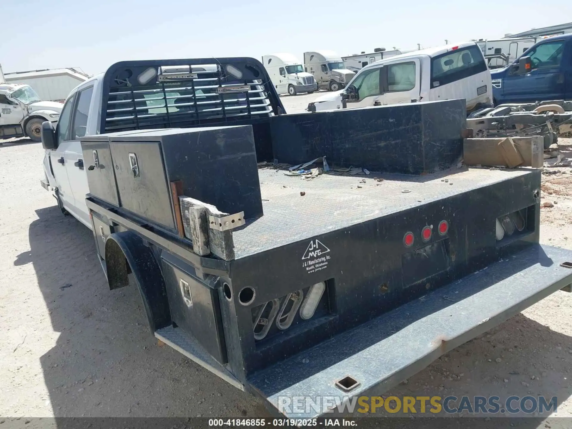 3 fotografías del automóvil dañado 1FD8W3CT7KEG48655 FORD F-350 2019