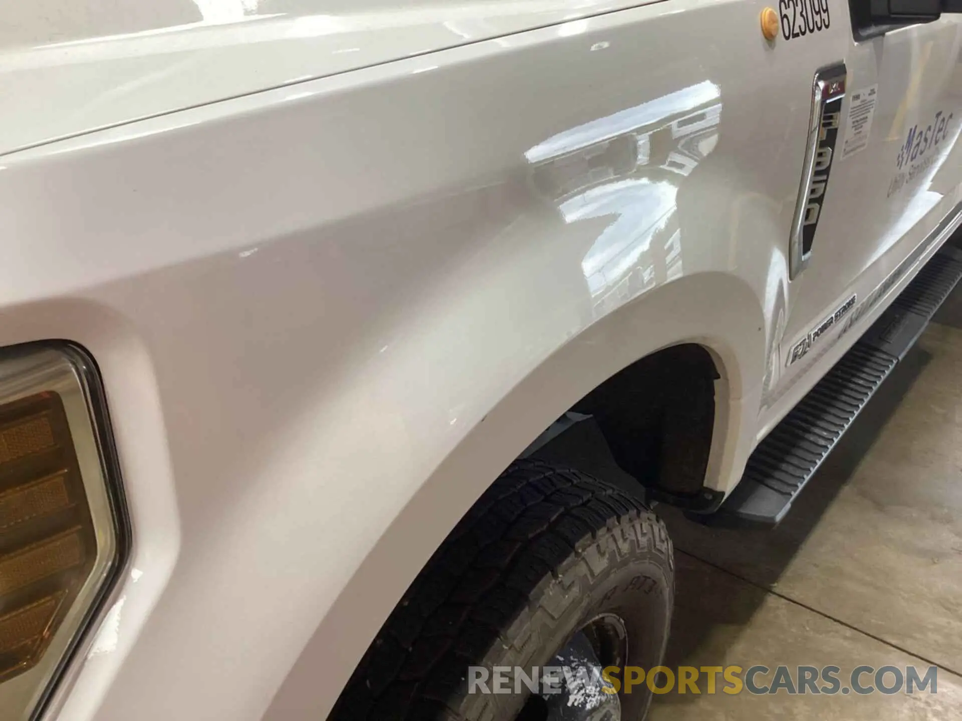12 fotografías del automóvil dañado 1FD8W3DT5KEG49561 FORD F-350 2019