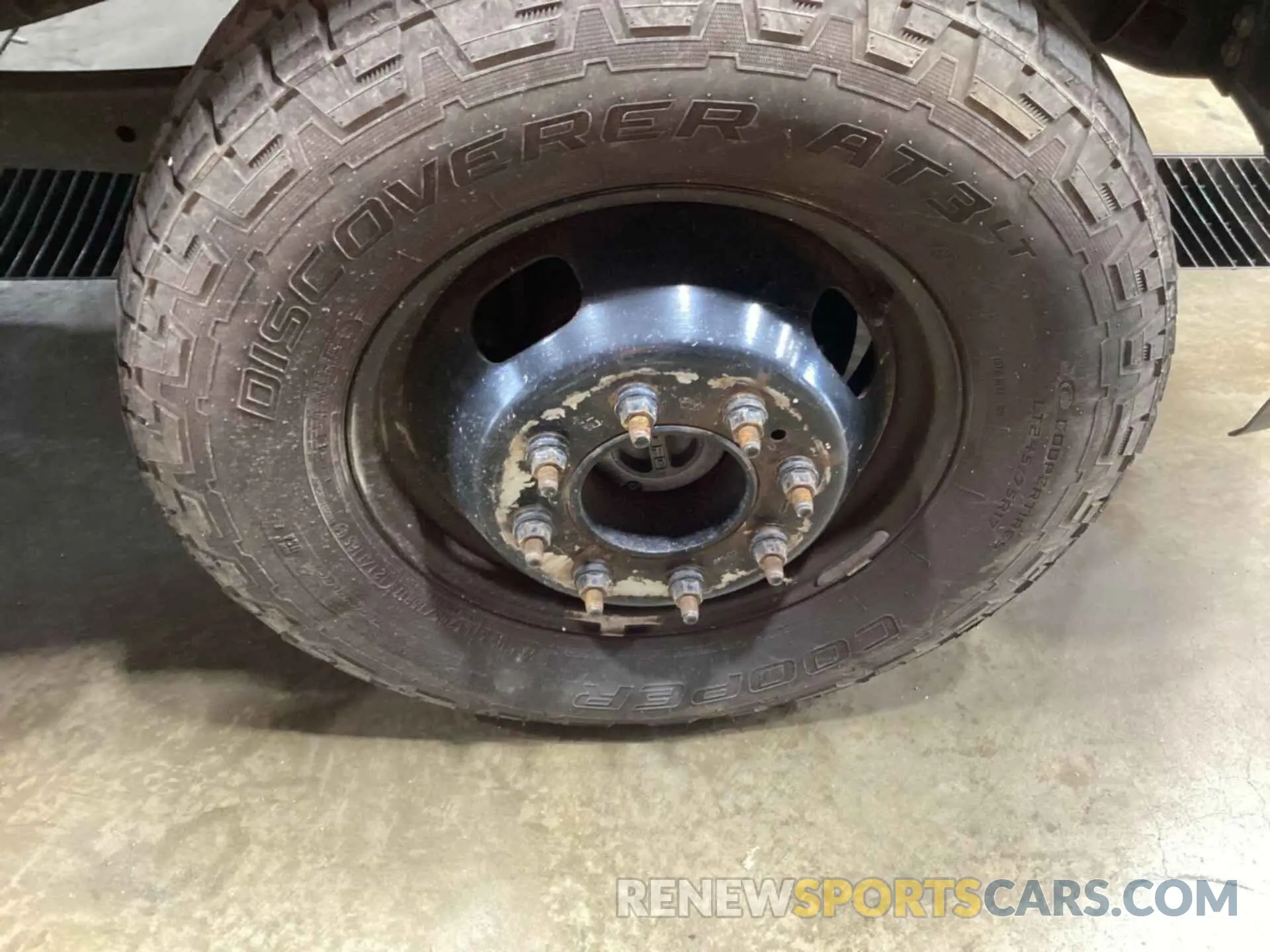 3 fotografías del automóvil dañado 1FD8W3DT5KEG49561 FORD F-350 2019