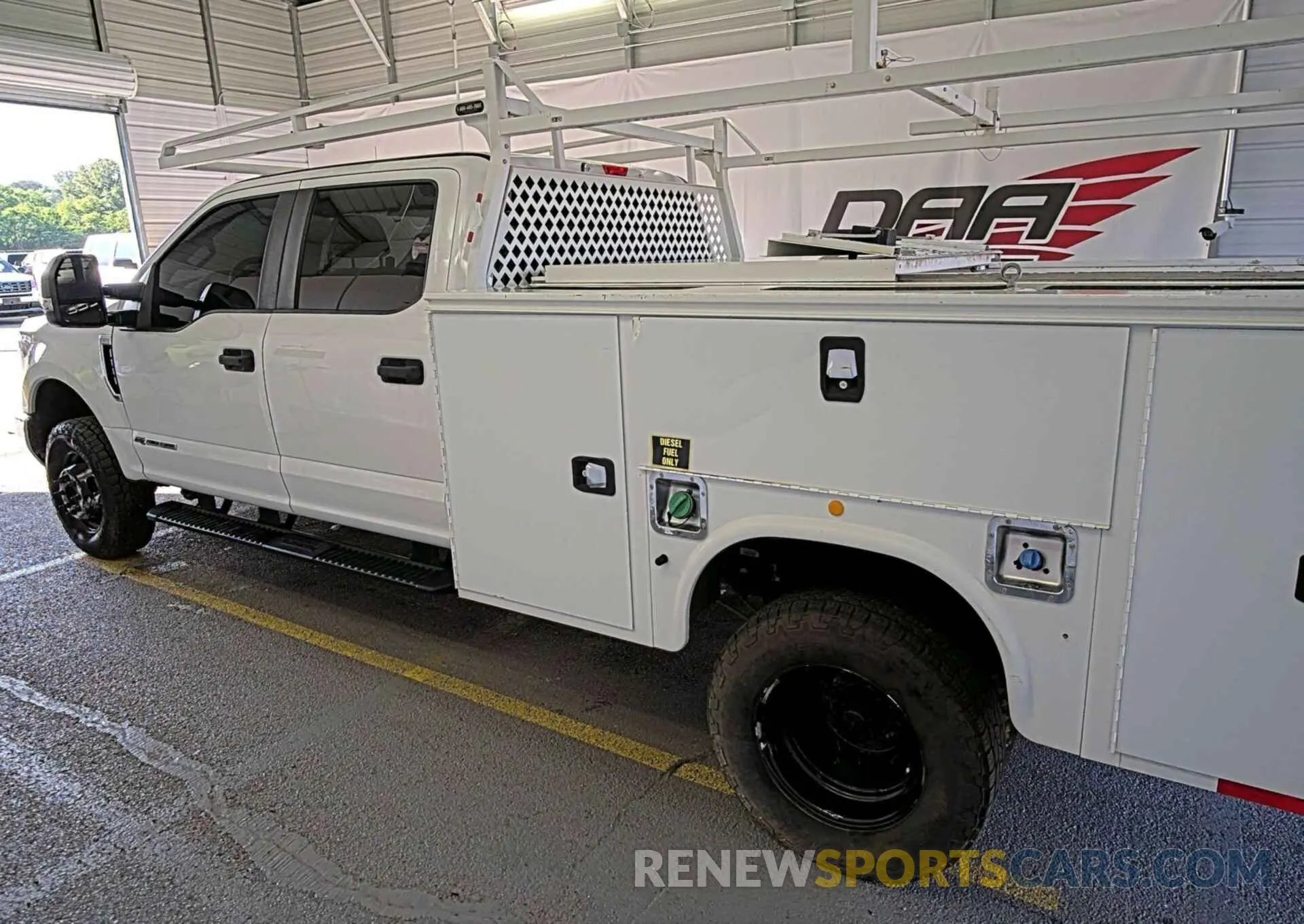 33 fotografías del automóvil dañado 1FD8W3DT5KEG49561 FORD F-350 2019