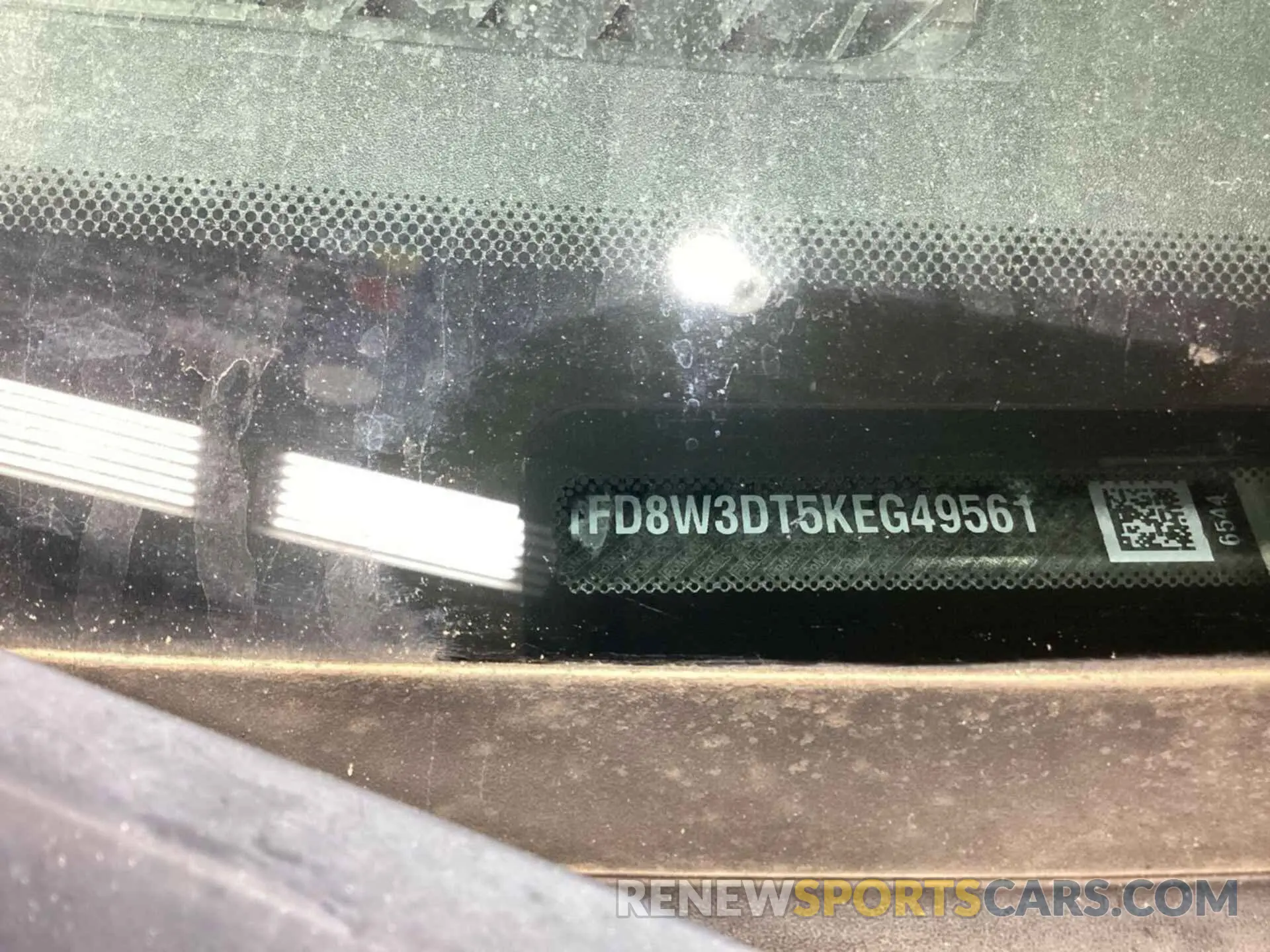 6 fotografías del automóvil dañado 1FD8W3DT5KEG49561 FORD F-350 2019