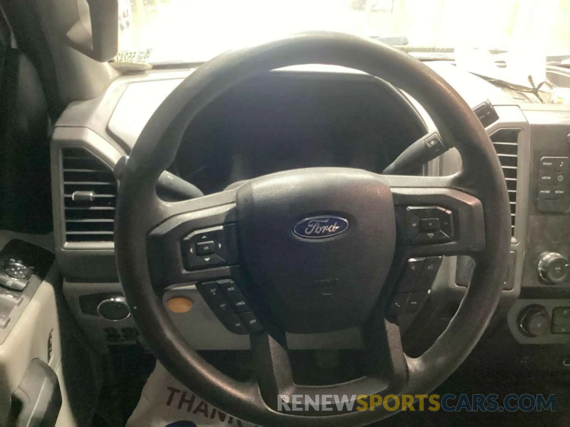 8 fotografías del automóvil dañado 1FD8W3DT5KEG49561 FORD F-350 2019
