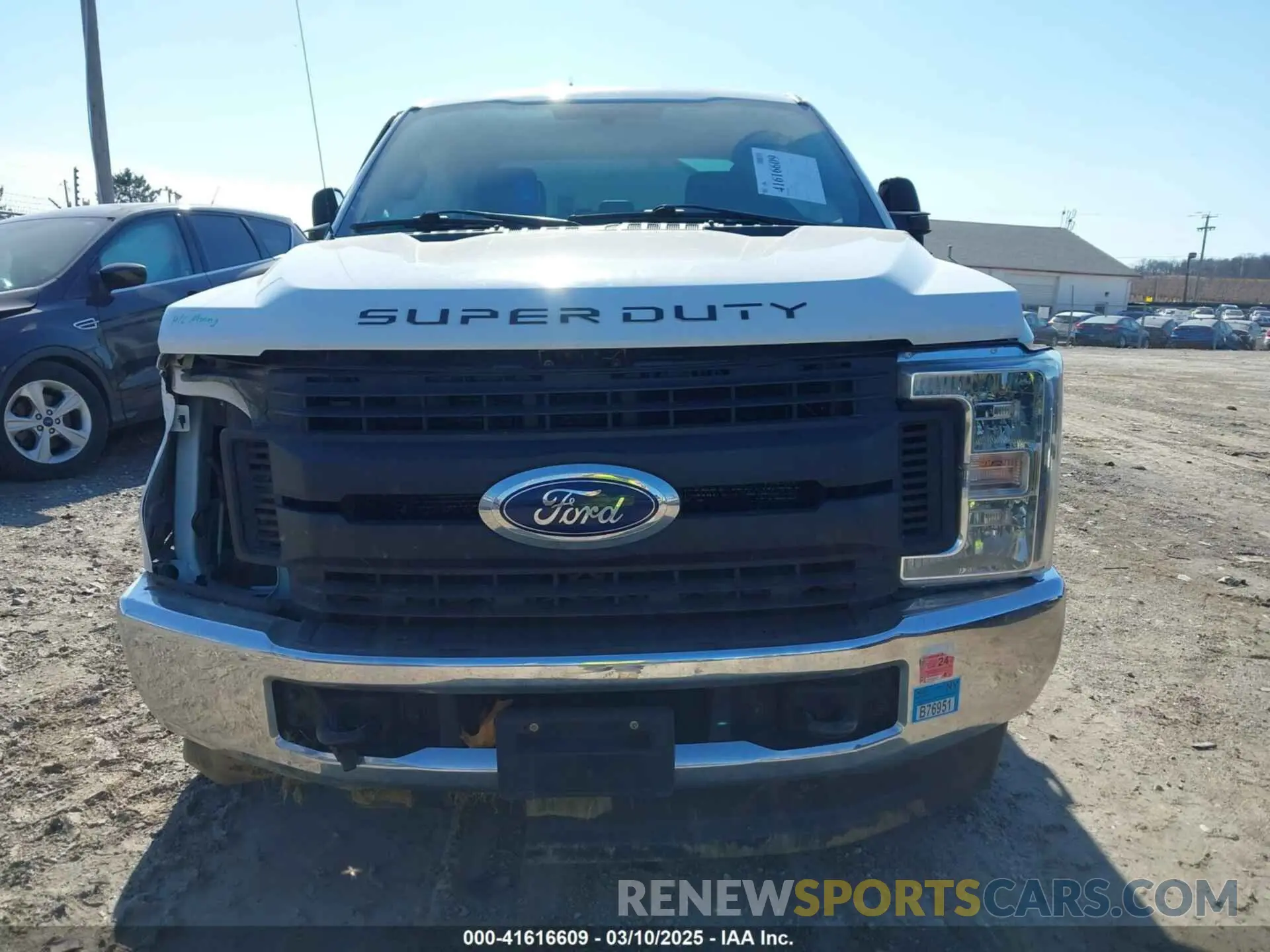 12 fotografías del automóvil dañado 1FT7W3BT7KEG49712 FORD F-350 2019