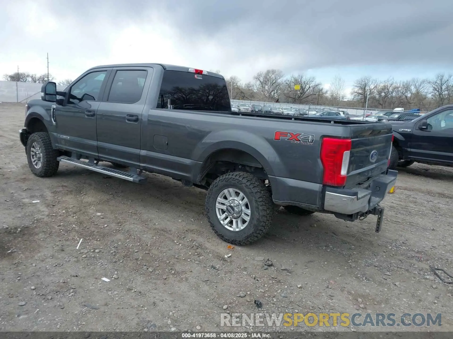 3 fotografías del automóvil dañado 1FT8W3BT0KEE72926 FORD F-350 2019