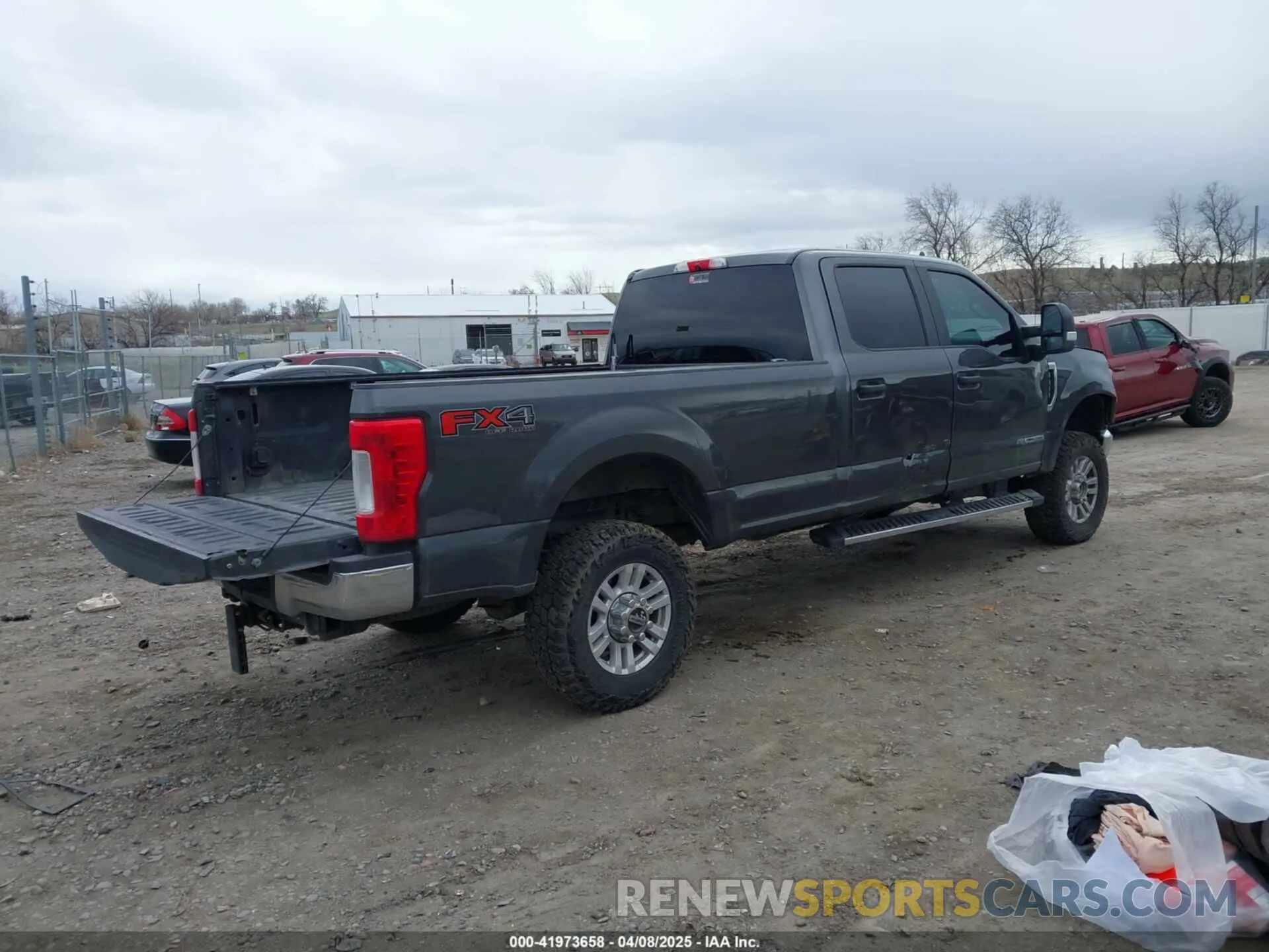 4 fotografías del automóvil dañado 1FT8W3BT0KEE72926 FORD F-350 2019