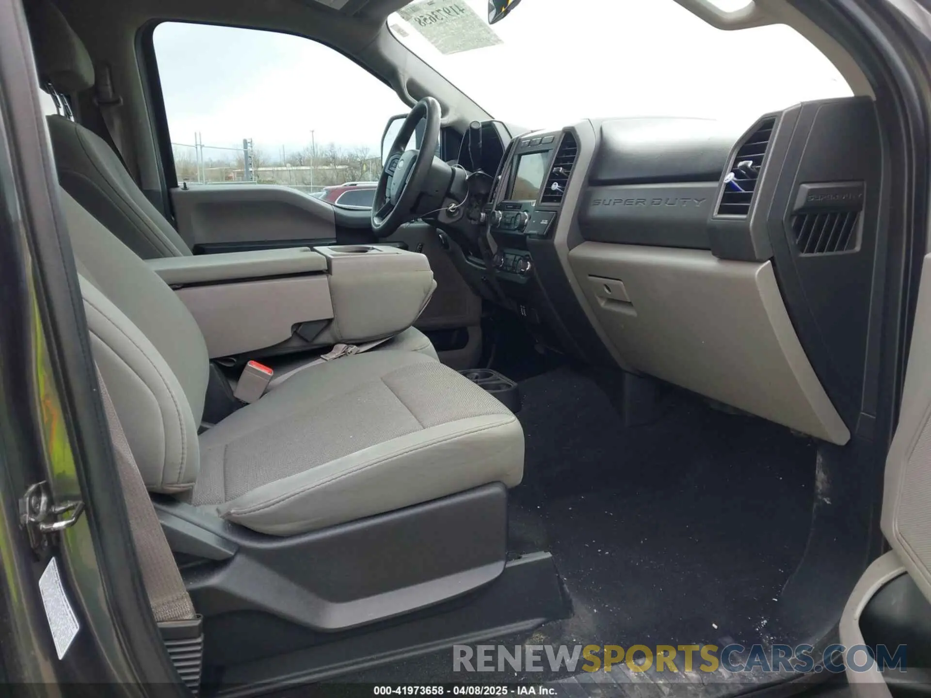5 fotografías del automóvil dañado 1FT8W3BT0KEE72926 FORD F-350 2019