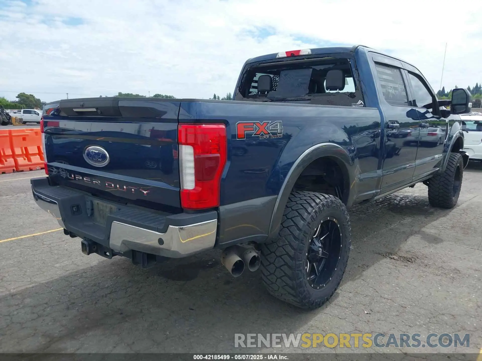 4 fotografías del automóvil dañado 1FT8W3BT4KED12919 FORD F-350 2019