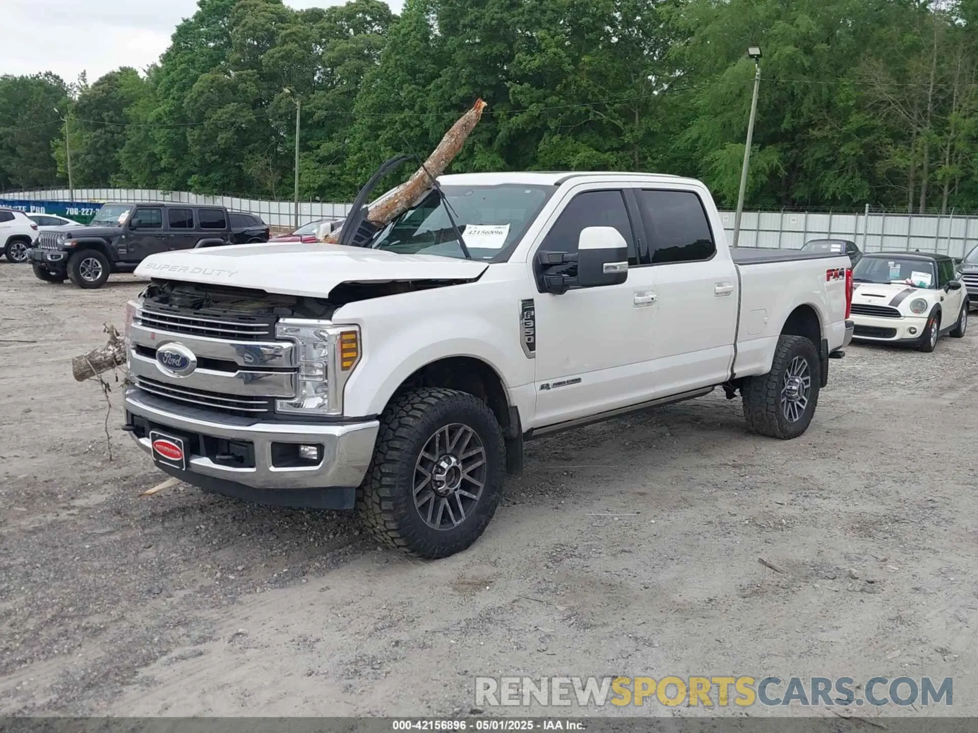 2 fotografías del automóvil dañado 1FT8W3BT5KEE17677 FORD F-350 2019