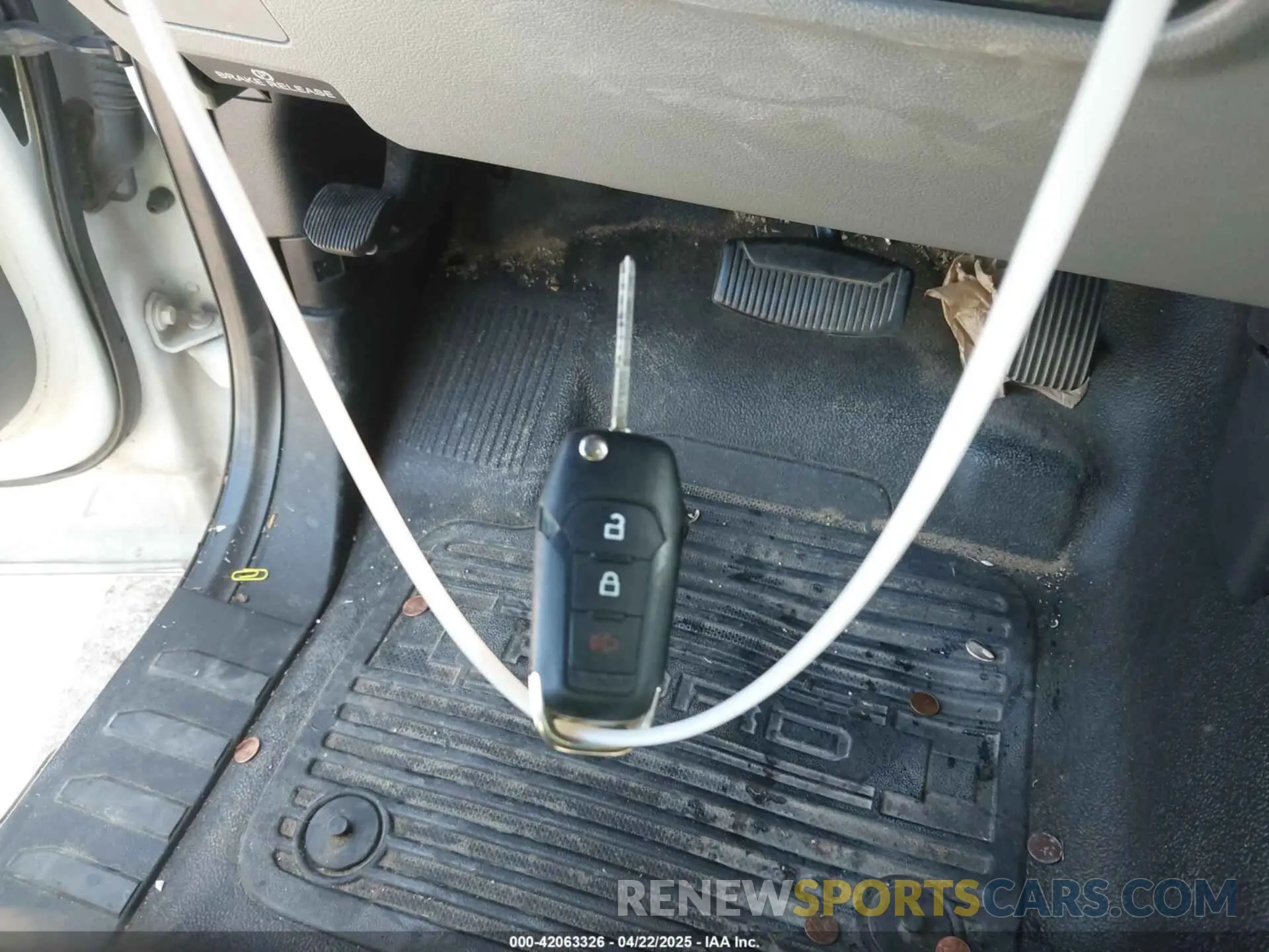 11 fotografías del automóvil dañado 1FT8W3BT5KEF01076 FORD F-350 2019
