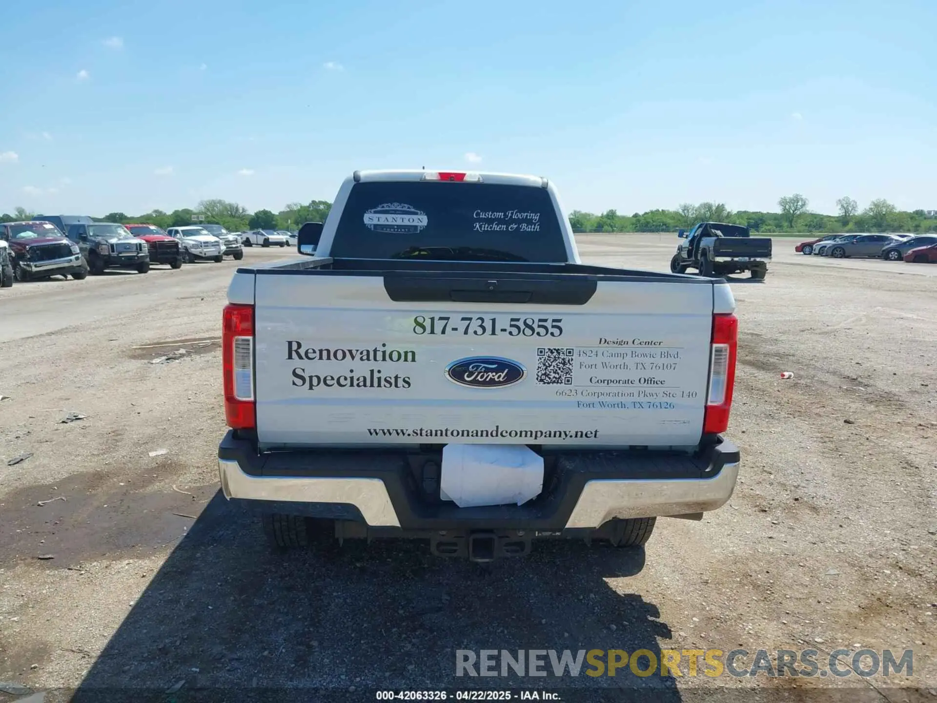 15 fotografías del automóvil dañado 1FT8W3BT5KEF01076 FORD F-350 2019