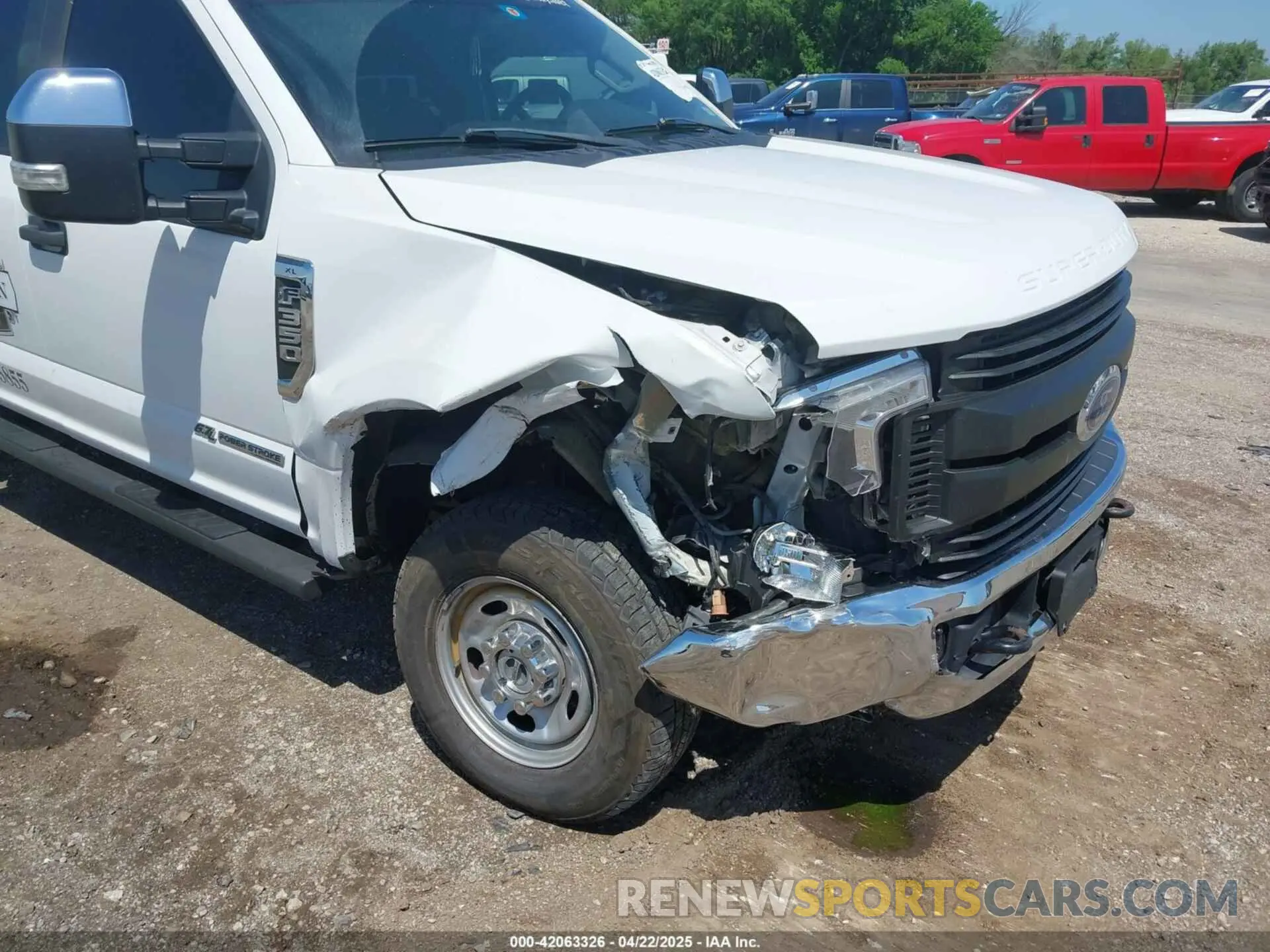 6 fotografías del automóvil dañado 1FT8W3BT5KEF01076 FORD F-350 2019