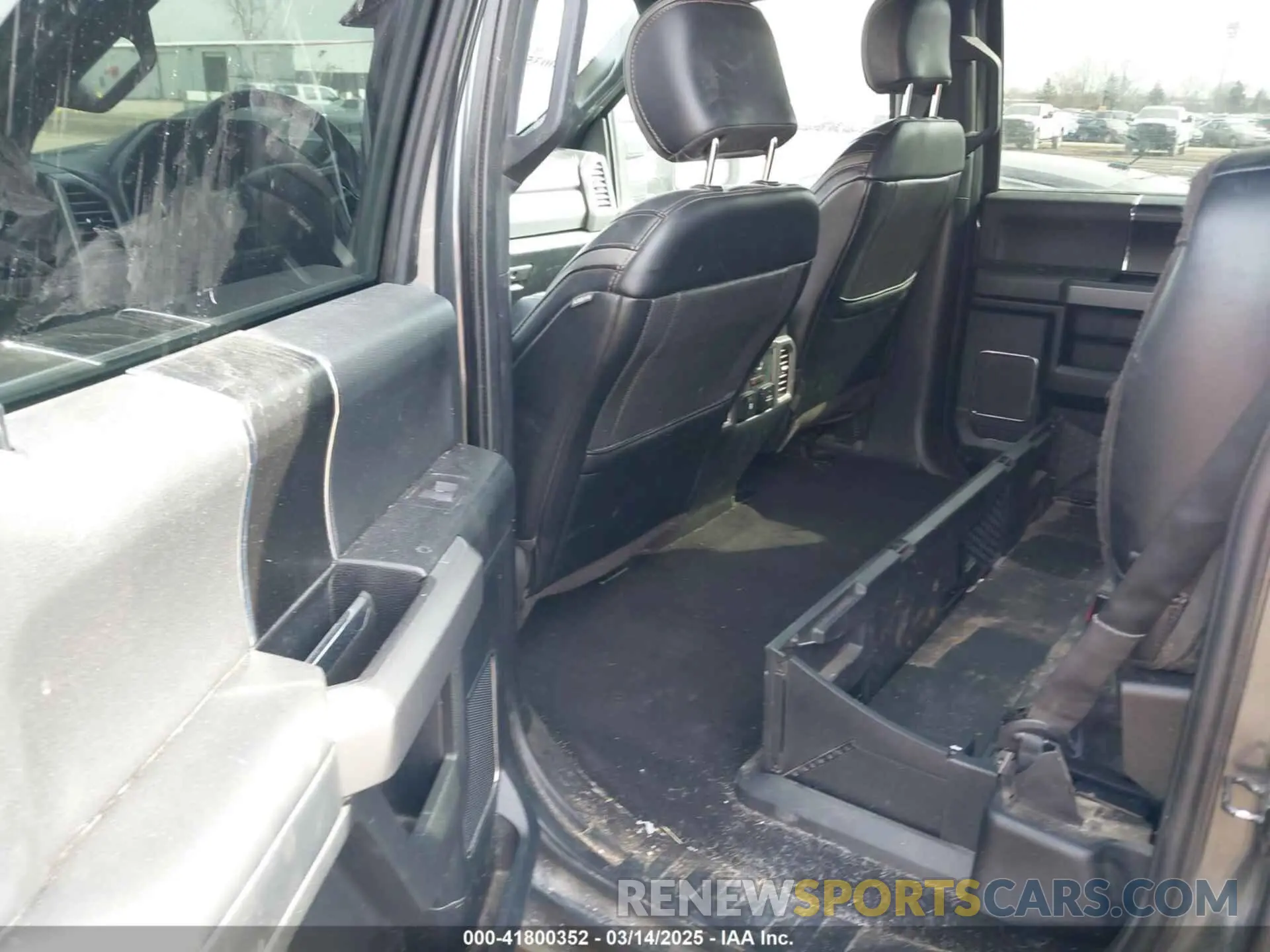 7 fotografías del automóvil dañado 1FT8W3BT7KEF76443 FORD F-350 2019