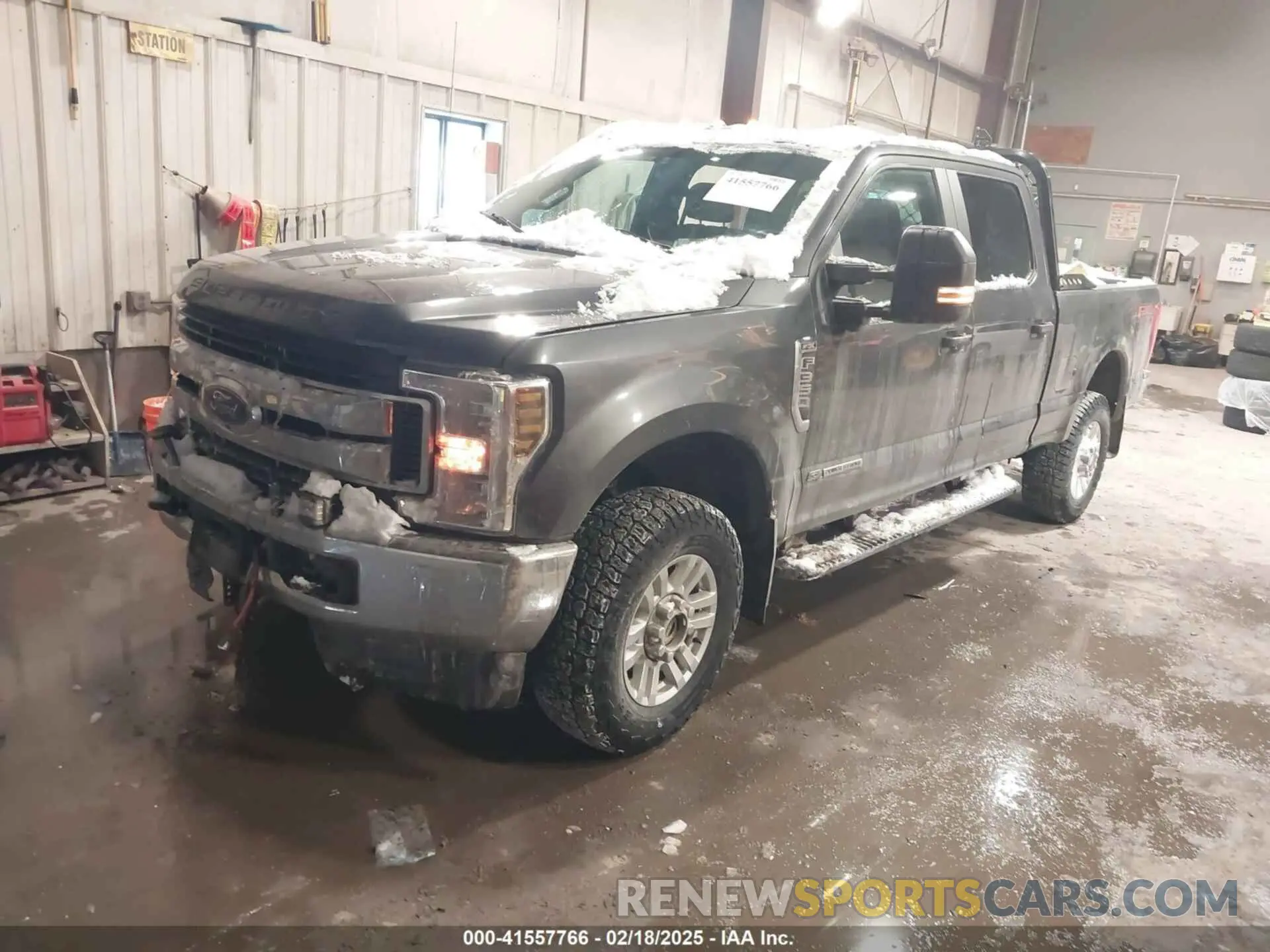 2 fotografías del automóvil dañado 1FT8W3BT8KEE70454 FORD F-350 2019