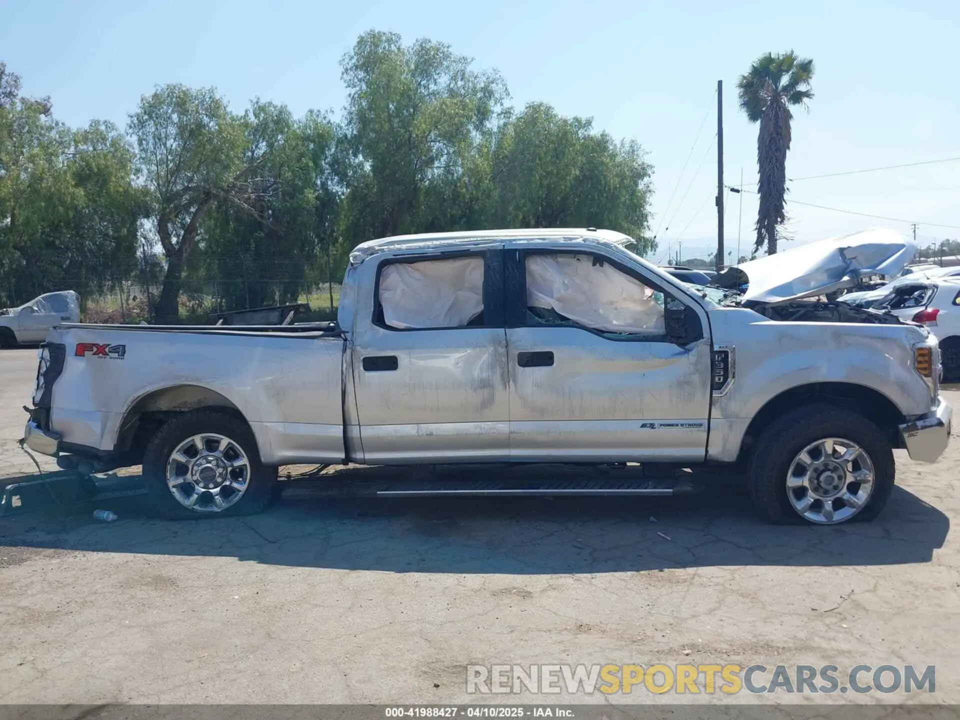 12 fotografías del automóvil dañado 1FT8W3BT8KEF92439 FORD F-350 2019