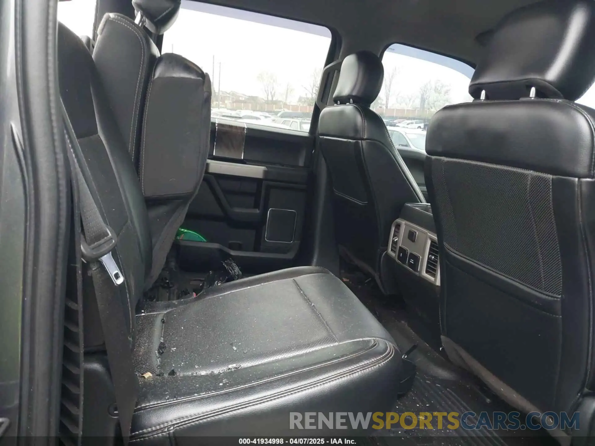 7 fotografías del automóvil dañado 1FT8W3BT9KEE17584 FORD F-350 2019