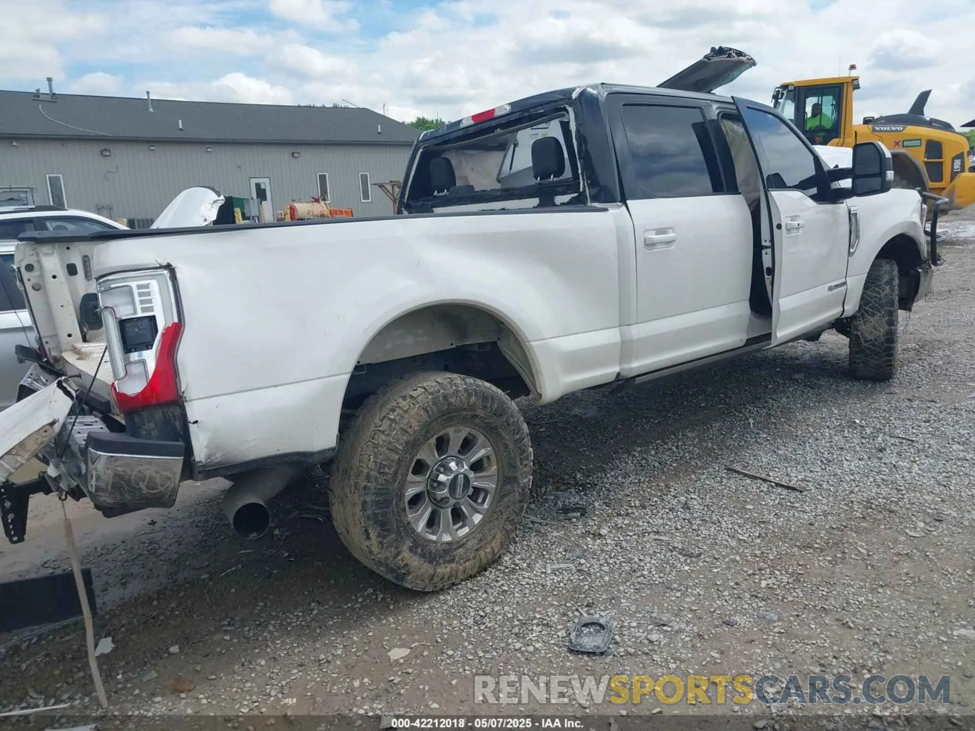 4 fotografías del automóvil dañado 1FT8W3BT9KEE61844 FORD F-350 2019