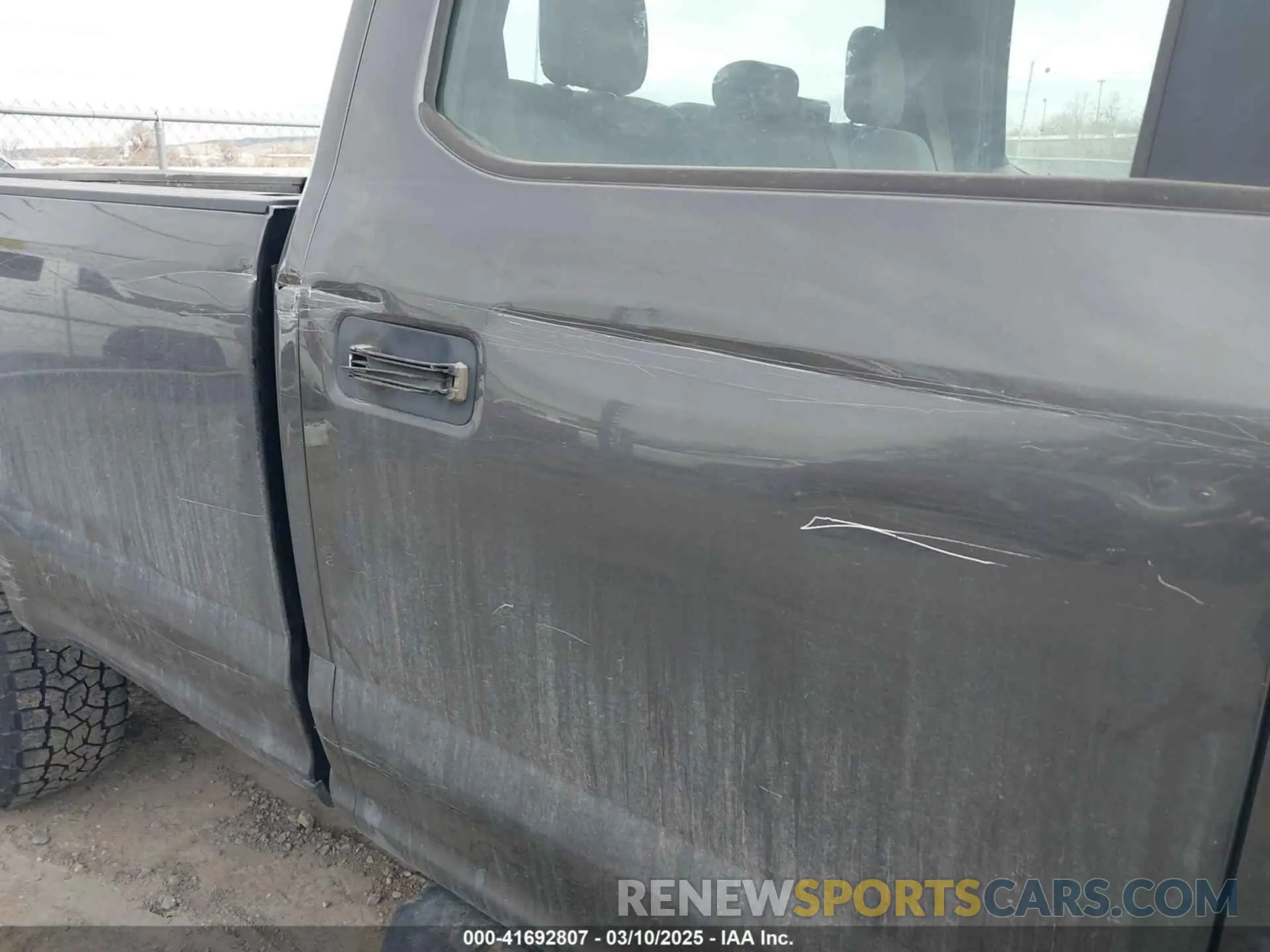 13 fotografías del automóvil dañado 1FT8W3BT9KEF02831 FORD F-350 2019