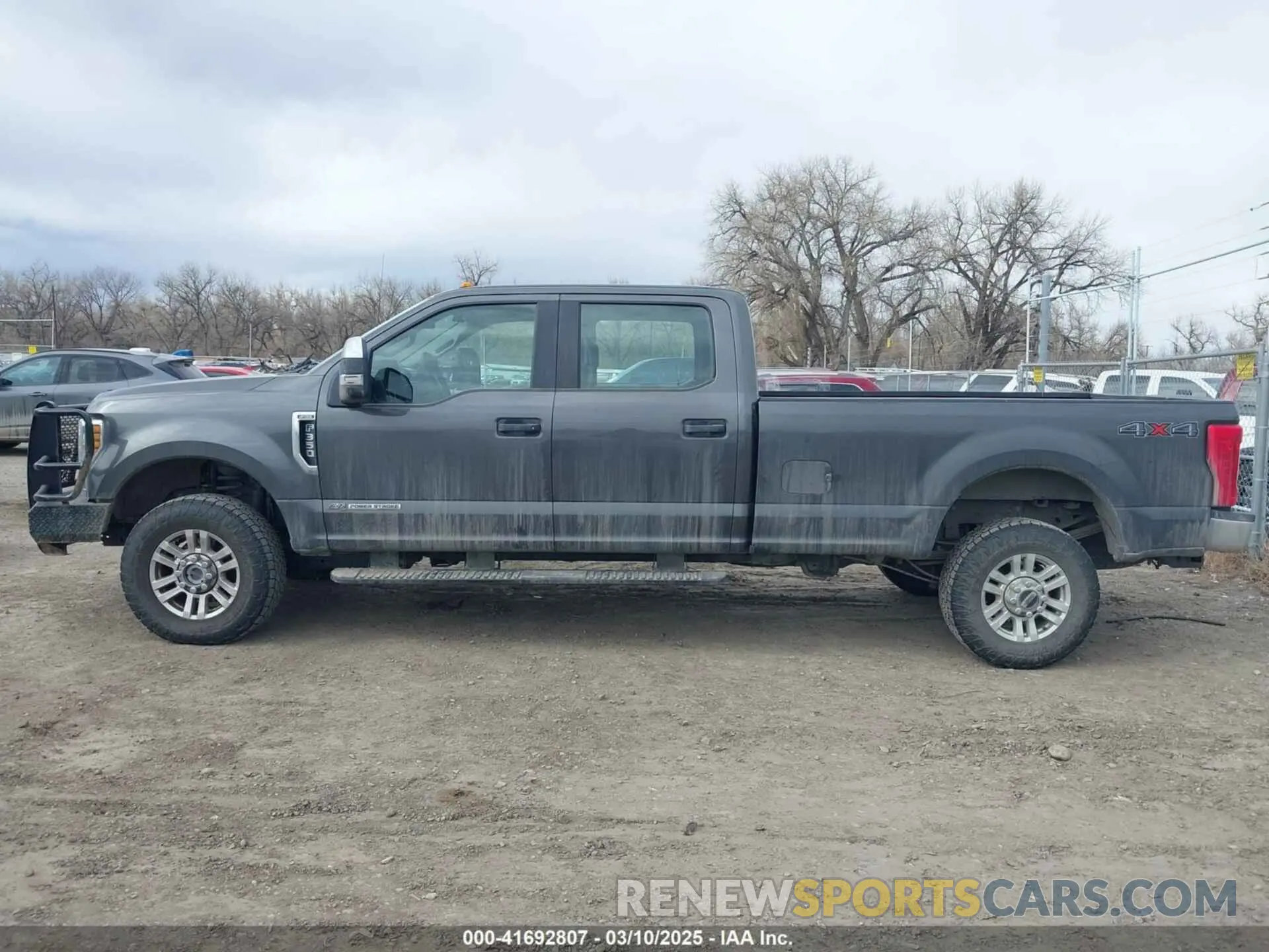 17 fotografías del automóvil dañado 1FT8W3BT9KEF02831 FORD F-350 2019