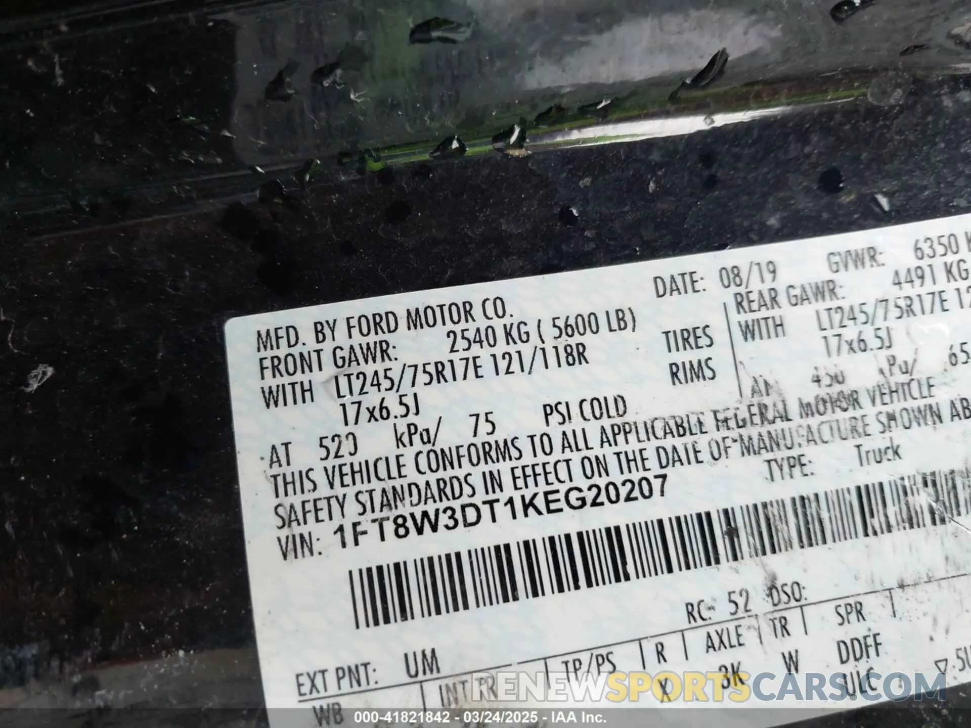 8 fotografías del automóvil dañado 1FT8W3DT1KEG20207 FORD F-350 2019