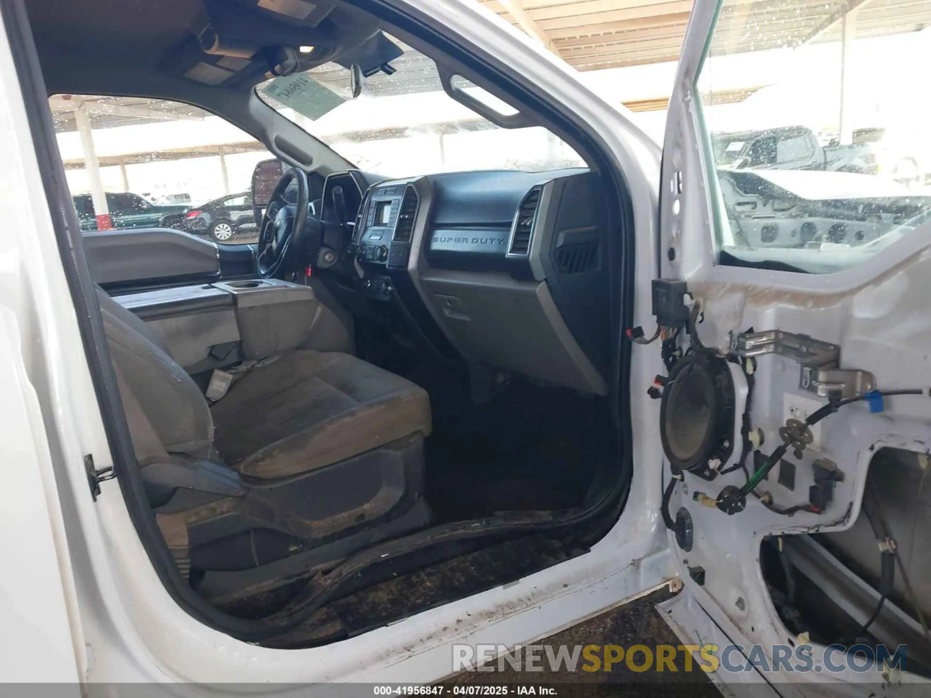 6 fotografías del automóvil dañado 1FT8W3DT2KEE36104 FORD F-350 2019
