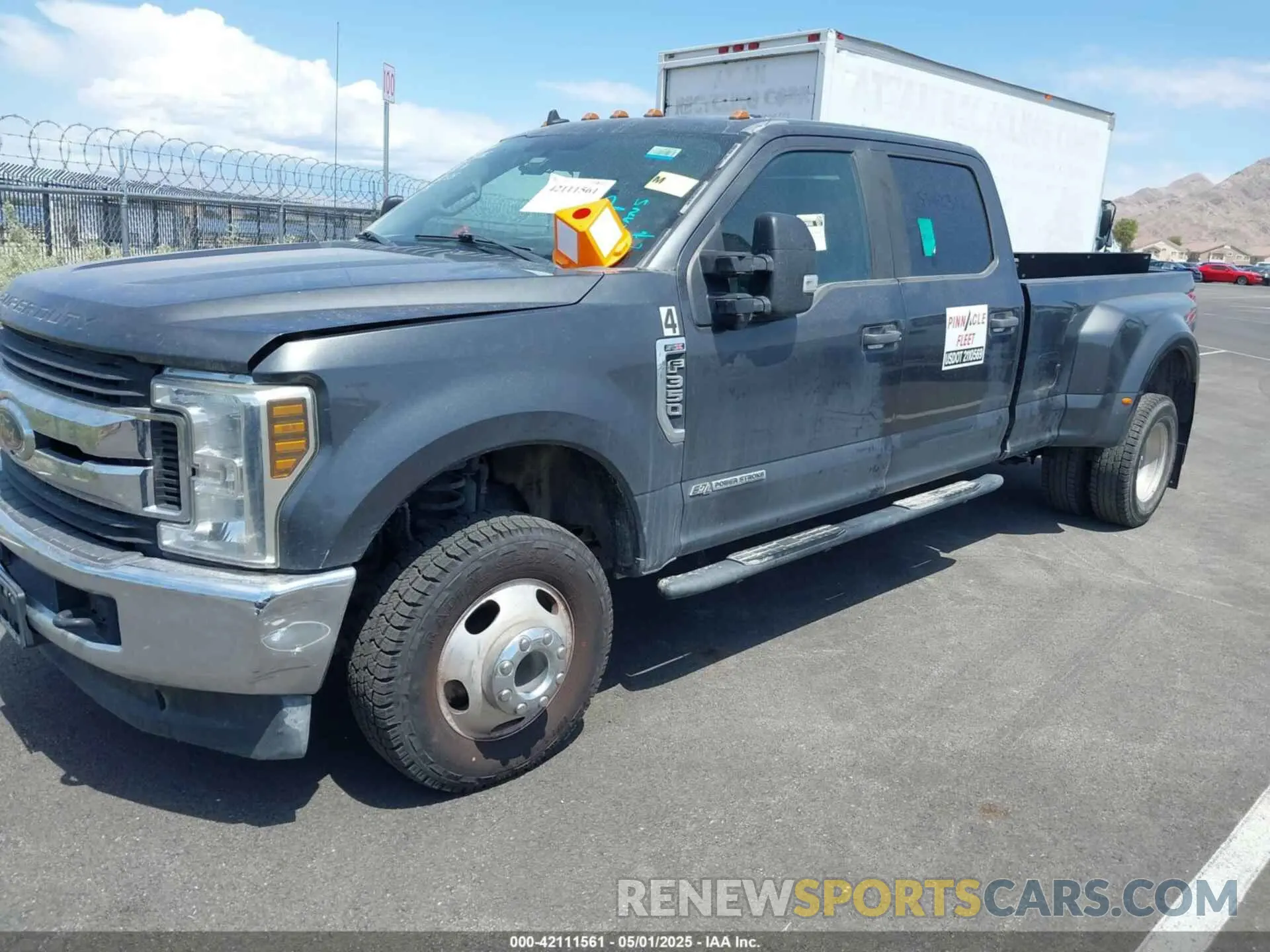 11 fotografías del automóvil dañado 1FT8W3DT3KEC04661 FORD F-350 2019