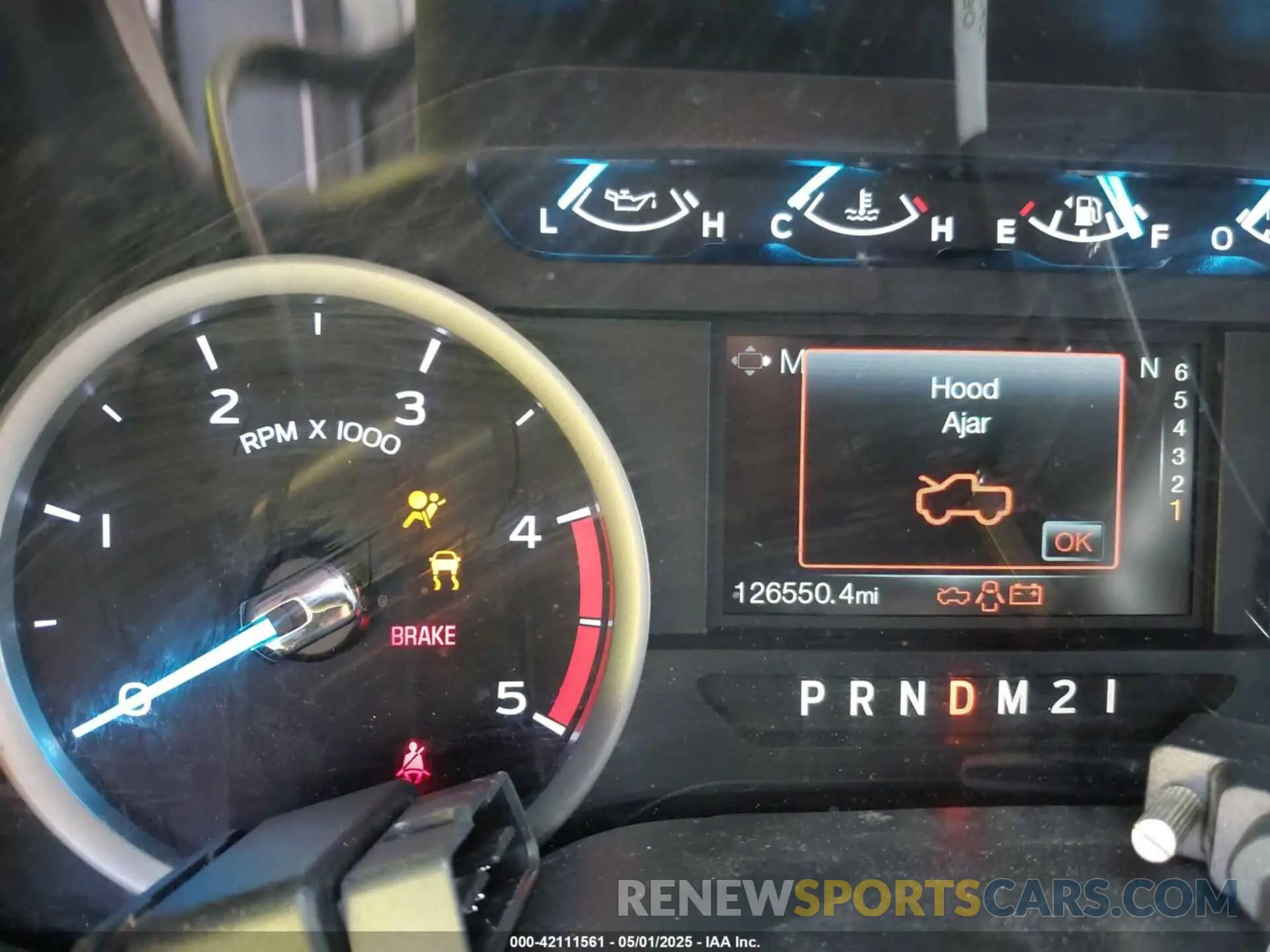 5 fotografías del automóvil dañado 1FT8W3DT3KEC04661 FORD F-350 2019