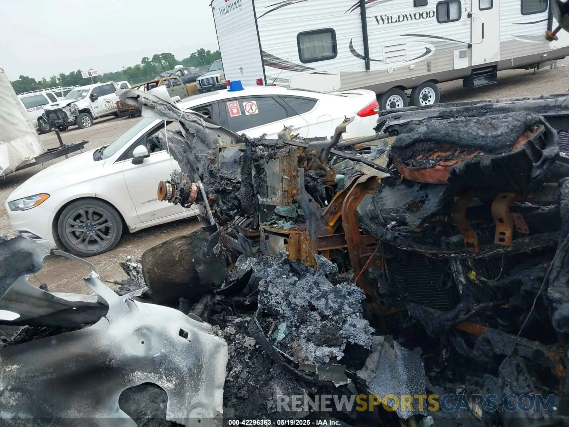 5 fotografías del automóvil dañado 1FT8W3DT5KED64377 FORD F-350 2019
