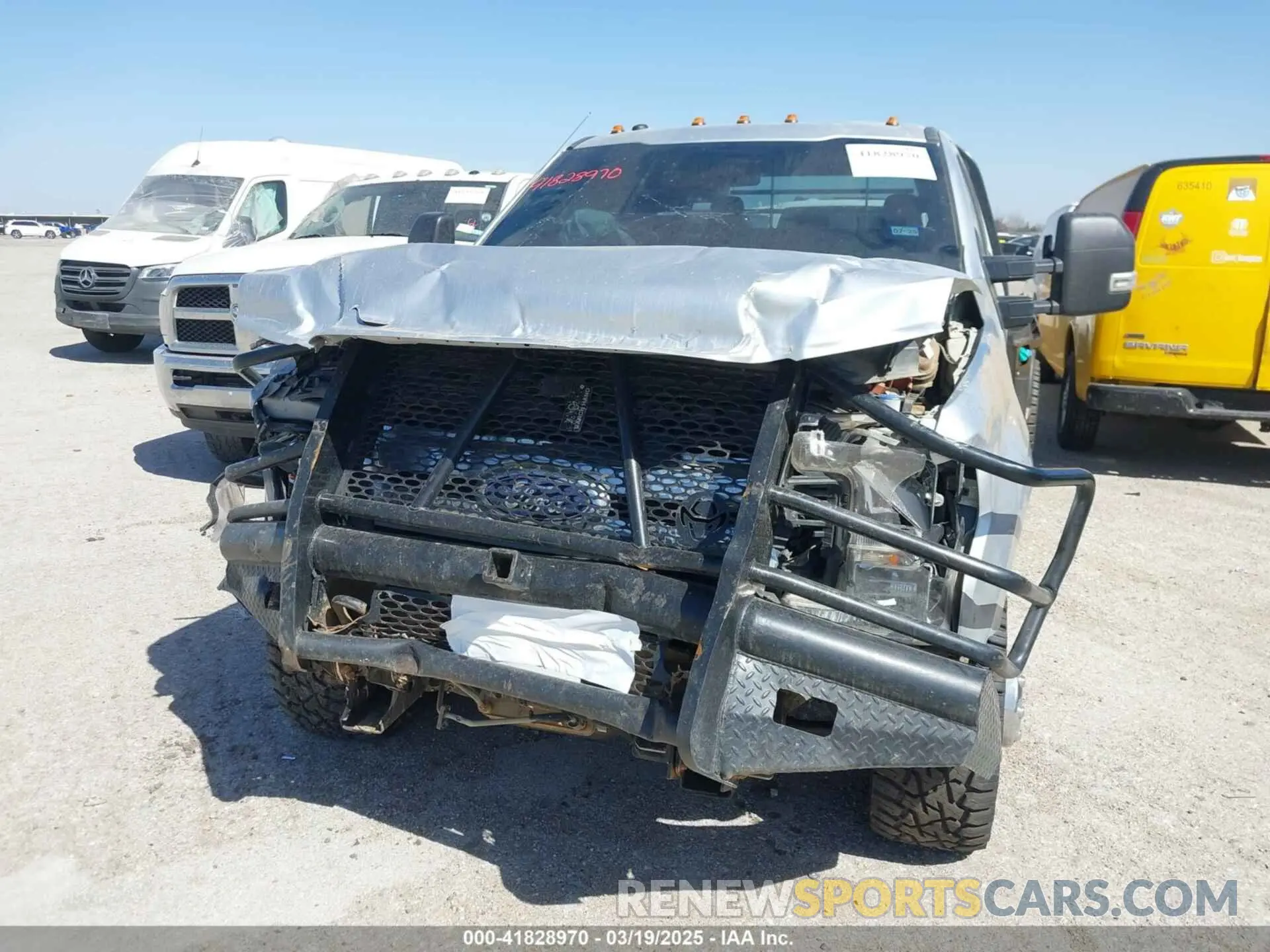 11 fotografías del automóvil dañado 1FT8W3DT5KEF39307 FORD F-350 2019