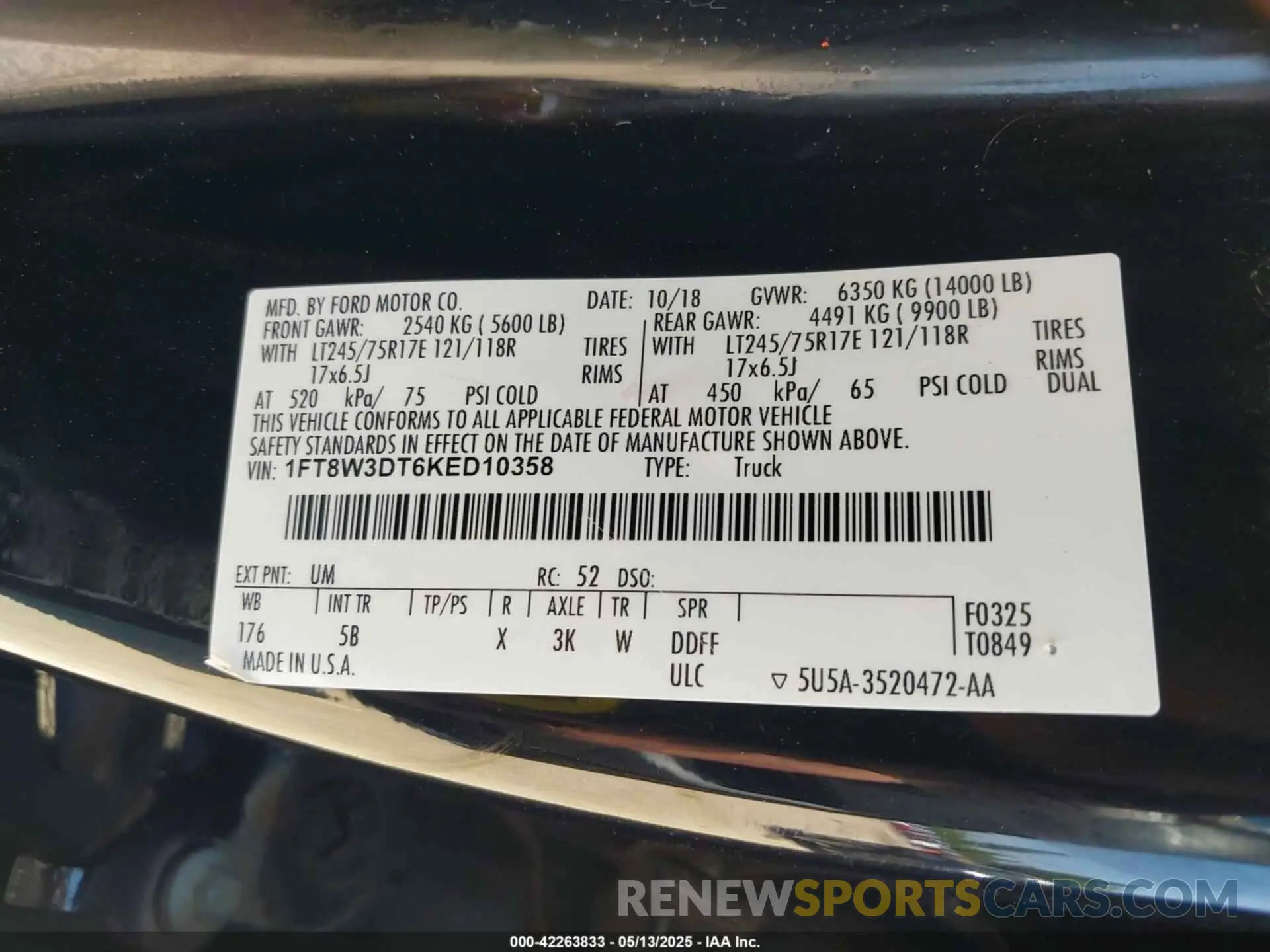 8 fotografías del automóvil dañado 1FT8W3DT6KED10358 FORD F-350 2019