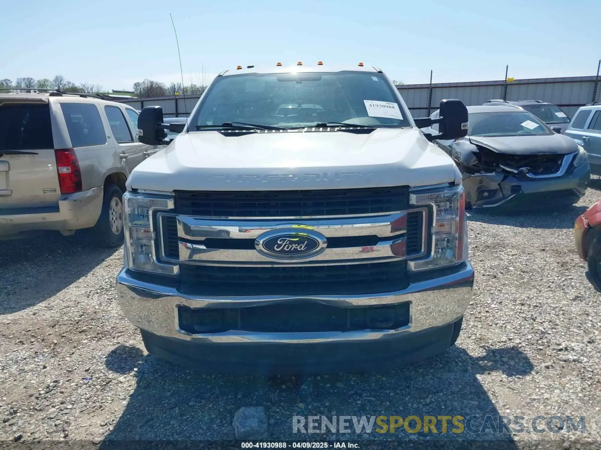 12 fotografías del automóvil dañado 1FT8W3DT7KEE99053 FORD F-350 2019