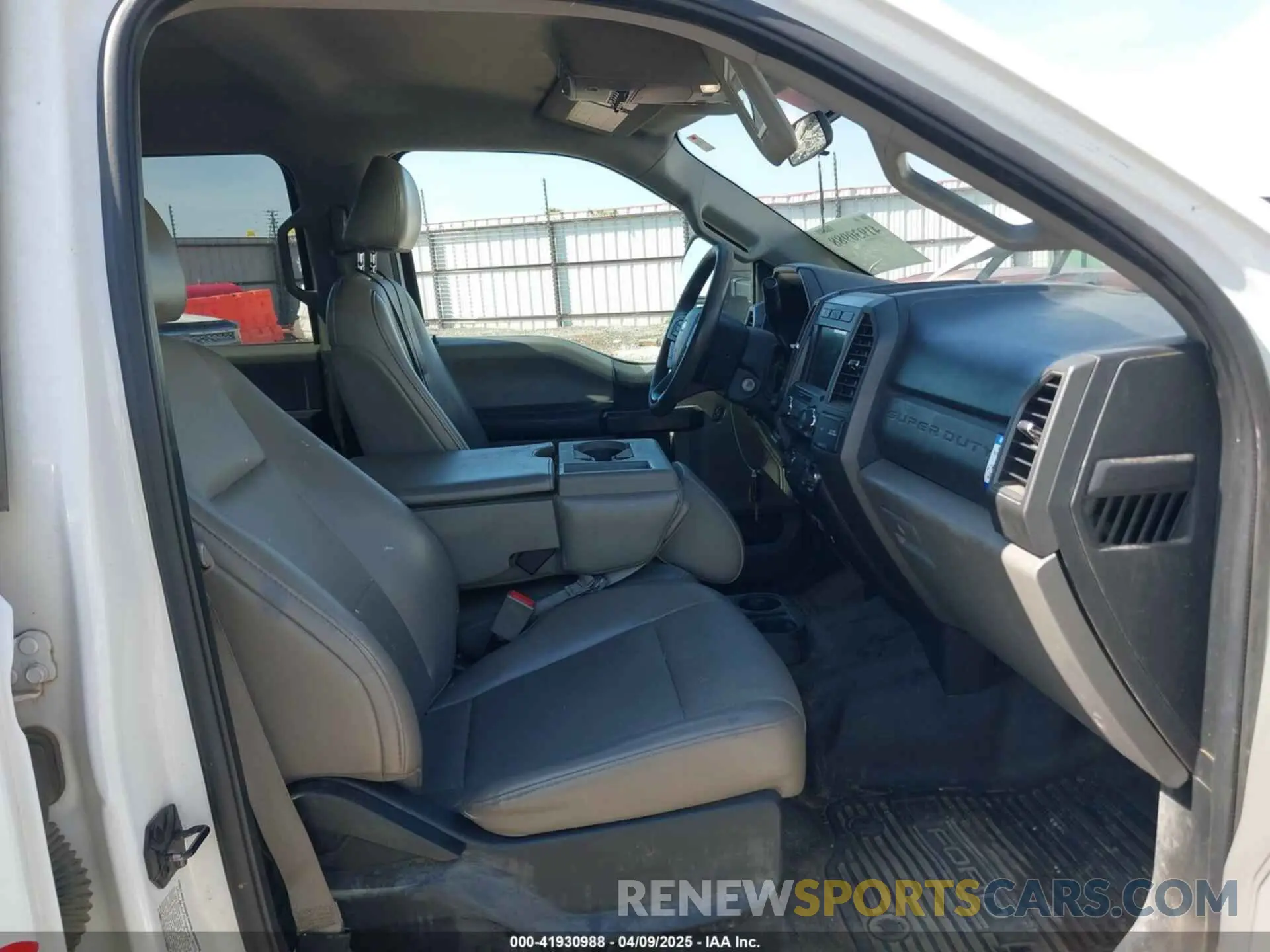 6 fotografías del automóvil dañado 1FT8W3DT7KEE99053 FORD F-350 2019