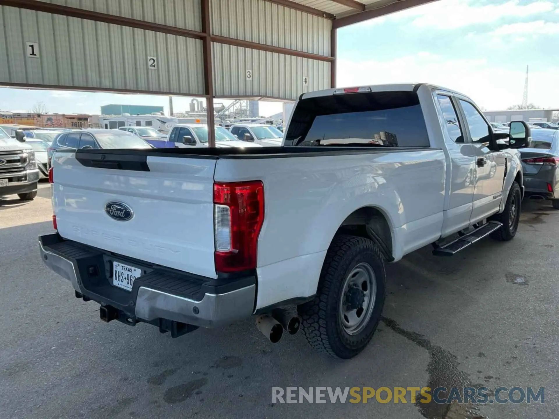 22 fotografías del automóvil dañado 1FT8X3AT9KED19685 FORD F-350 2019