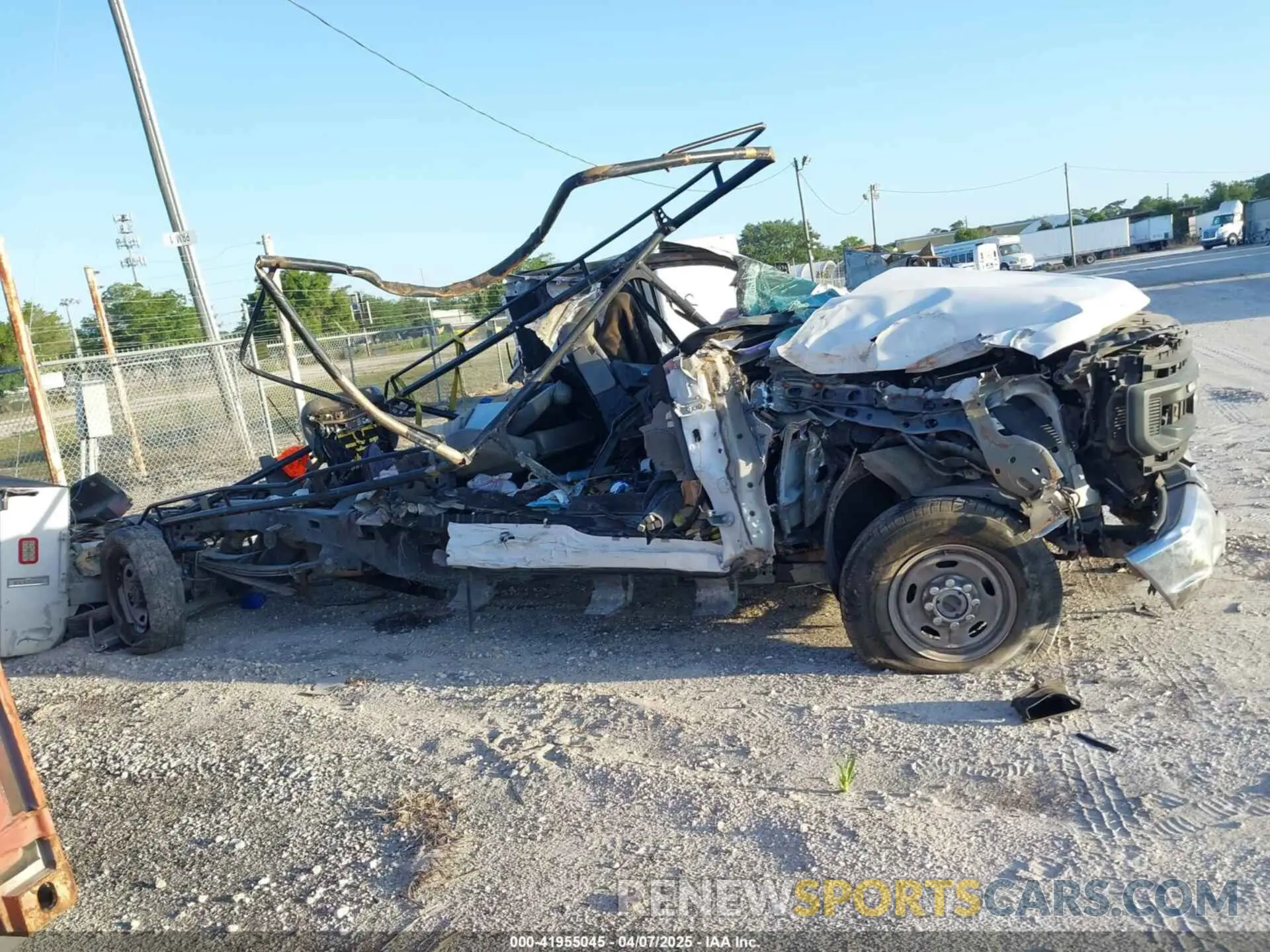 12 fotografías del automóvil dañado 1FD8X3B60LEC38001 FORD F-350 2020