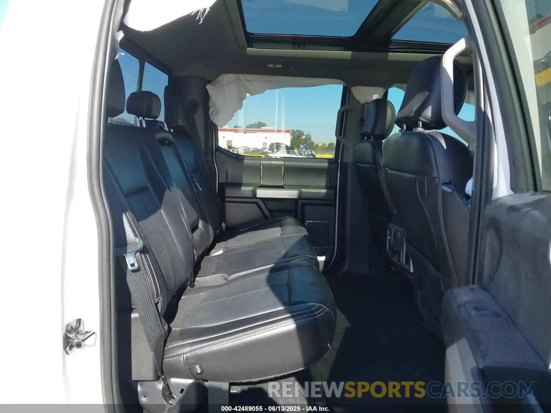 7 fotografías del automóvil dañado 1FT8W3BT7LEE63190 FORD F-350 2020
