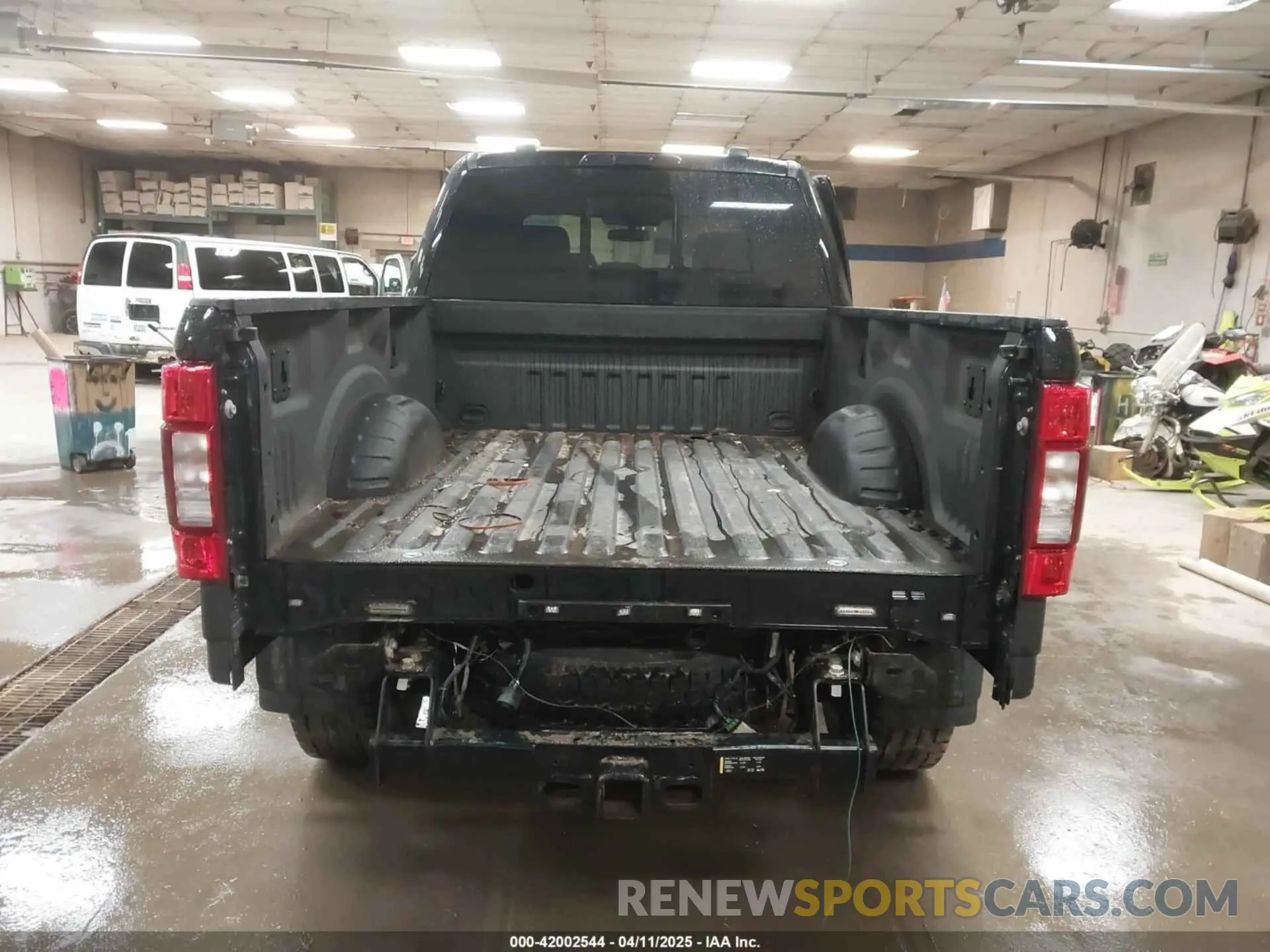 15 fotografías del automóvil dañado 1FT8W3BT8LEE64977 FORD F-350 2020