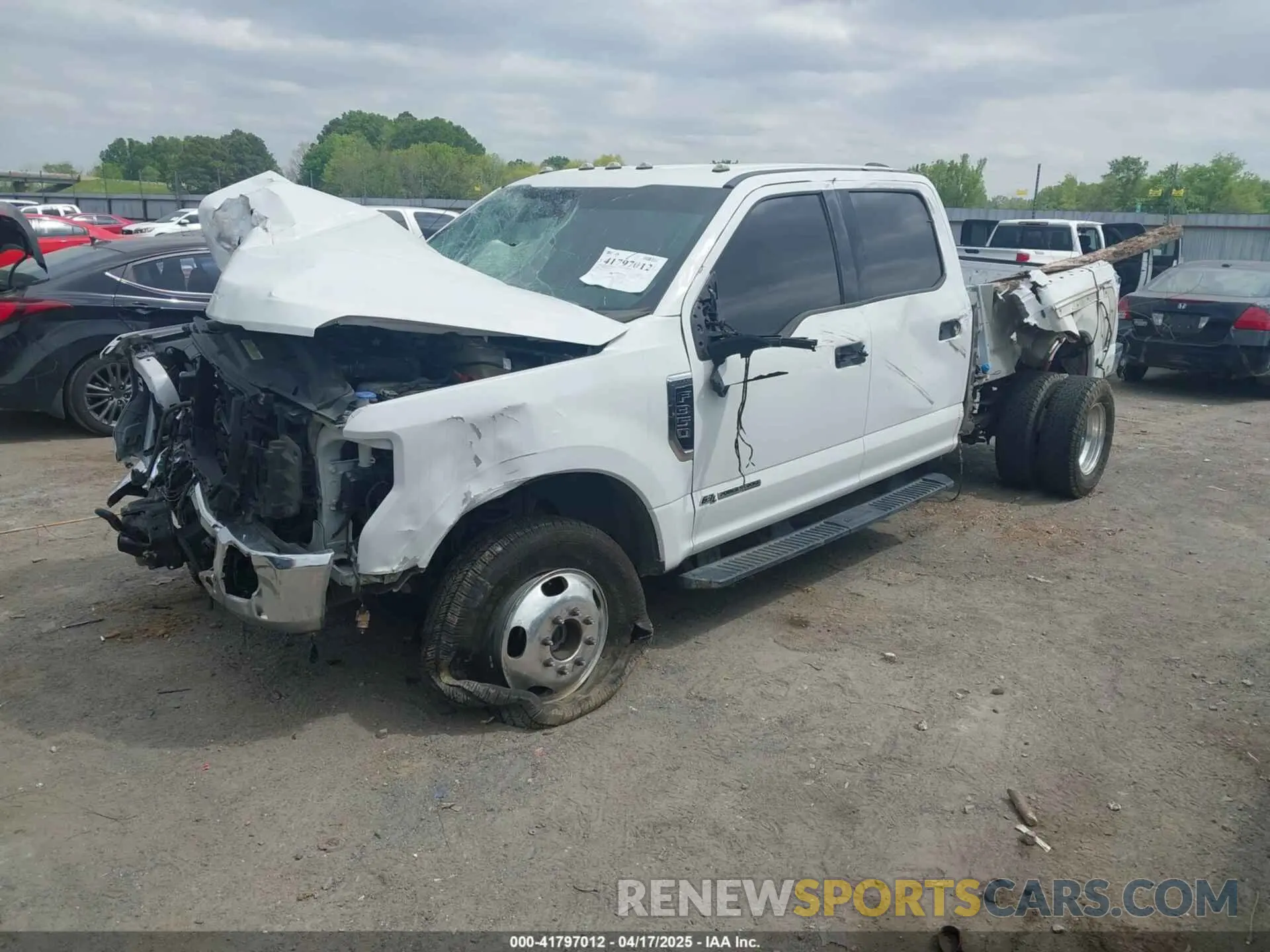 2 fotografías del automóvil dañado 1FT8W3DT1LEC88058 FORD F-350 2020