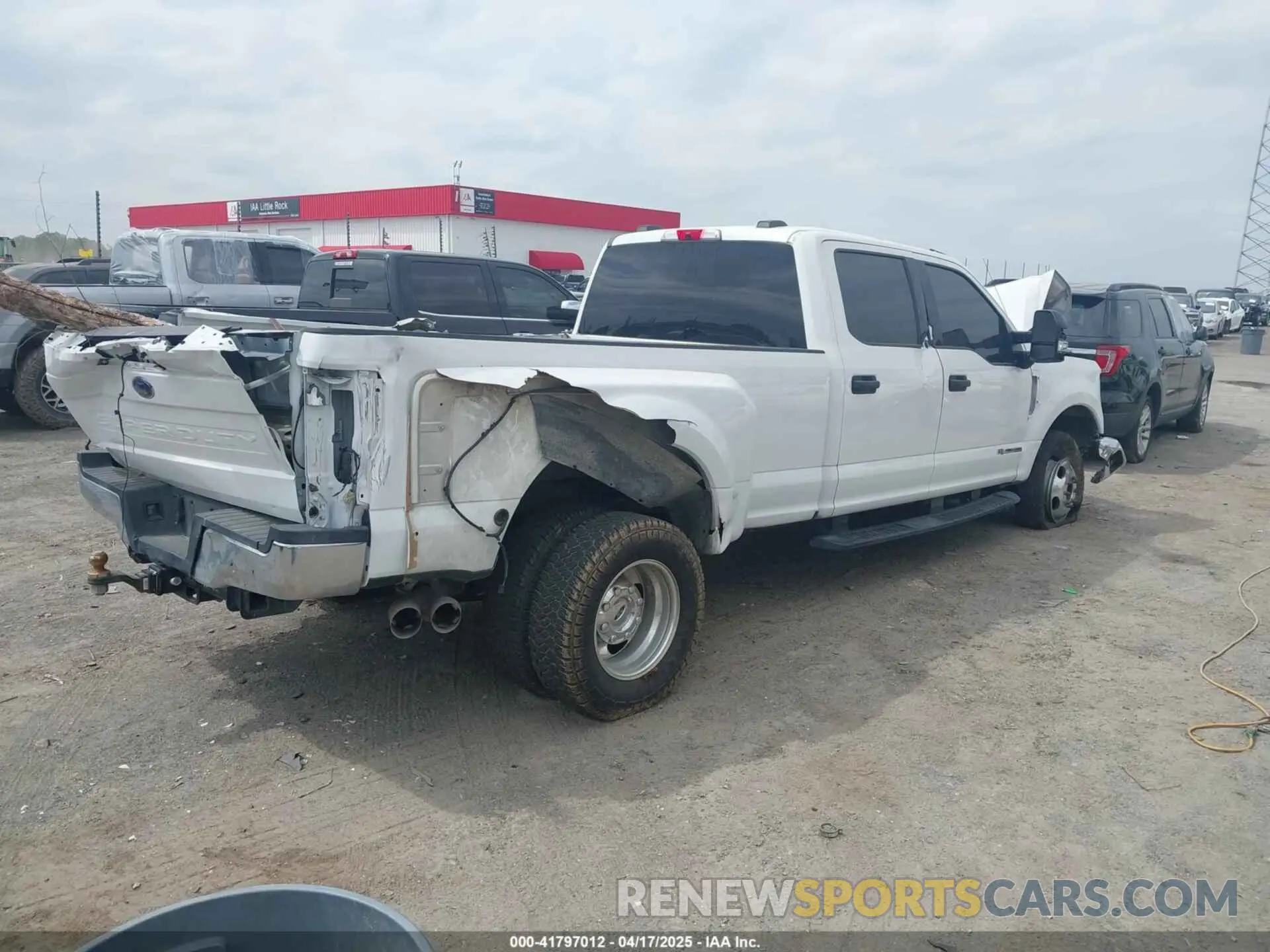 4 fotografías del automóvil dañado 1FT8W3DT1LEC88058 FORD F-350 2020