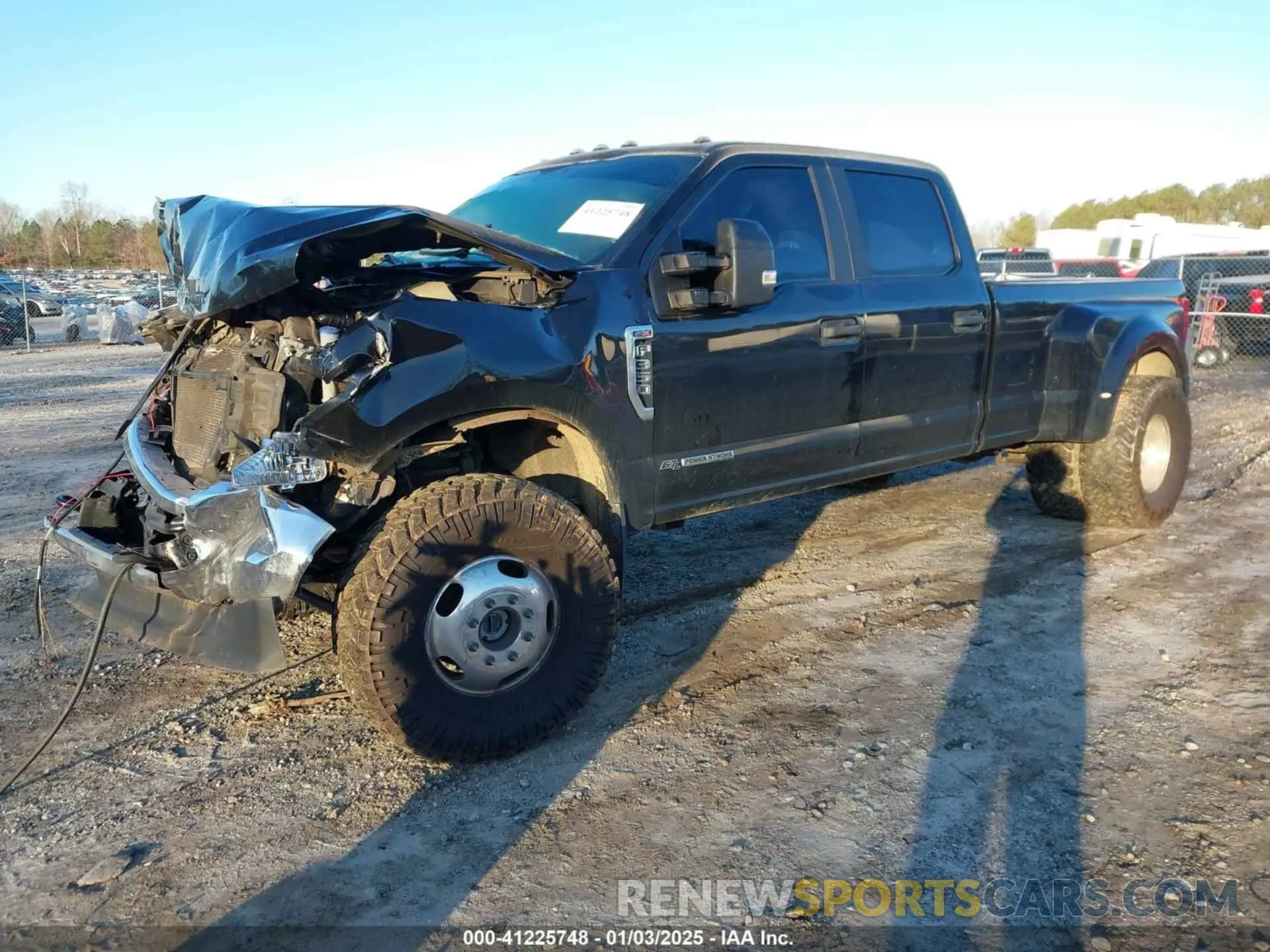 2 fotografías del automóvil dañado 1FT8W3DT2LEE64907 FORD F-350 2020