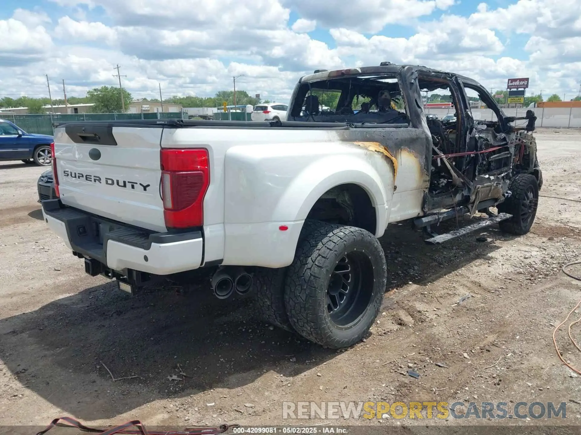 3 fotografías del automóvil dañado 1FT8W3DT8LED13473 FORD F-350 2020