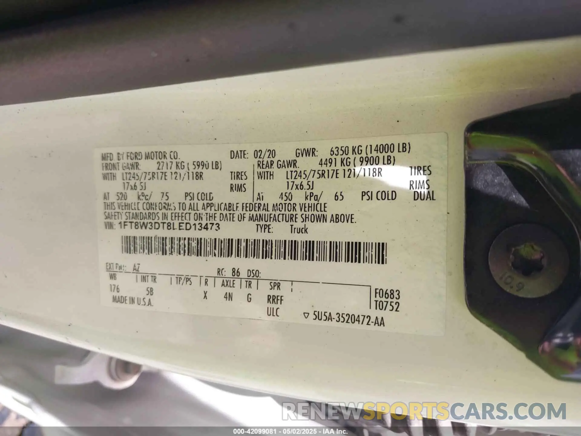 9 fotografías del automóvil dañado 1FT8W3DT8LED13473 FORD F-350 2020