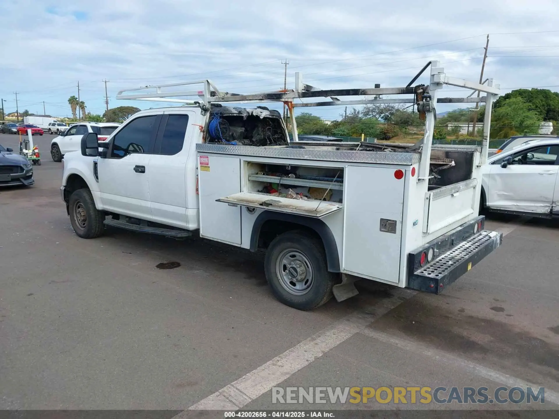 3 fotografías del automóvil dañado 1FD7X3B61MED09798 FORD F-350 2021