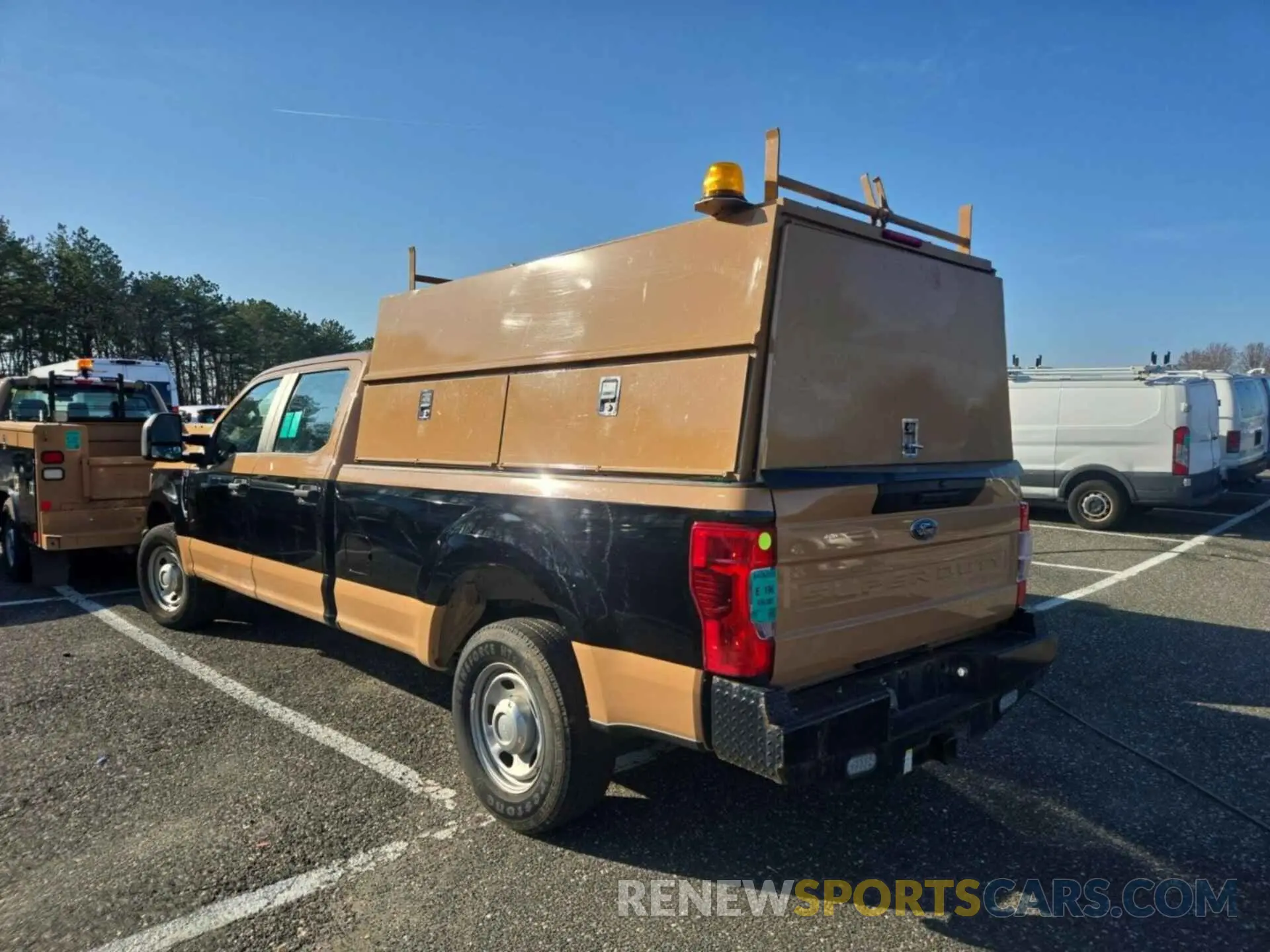 15 fotografías del automóvil dañado 1FT8W3A60MEC91999 FORD F-350 2021