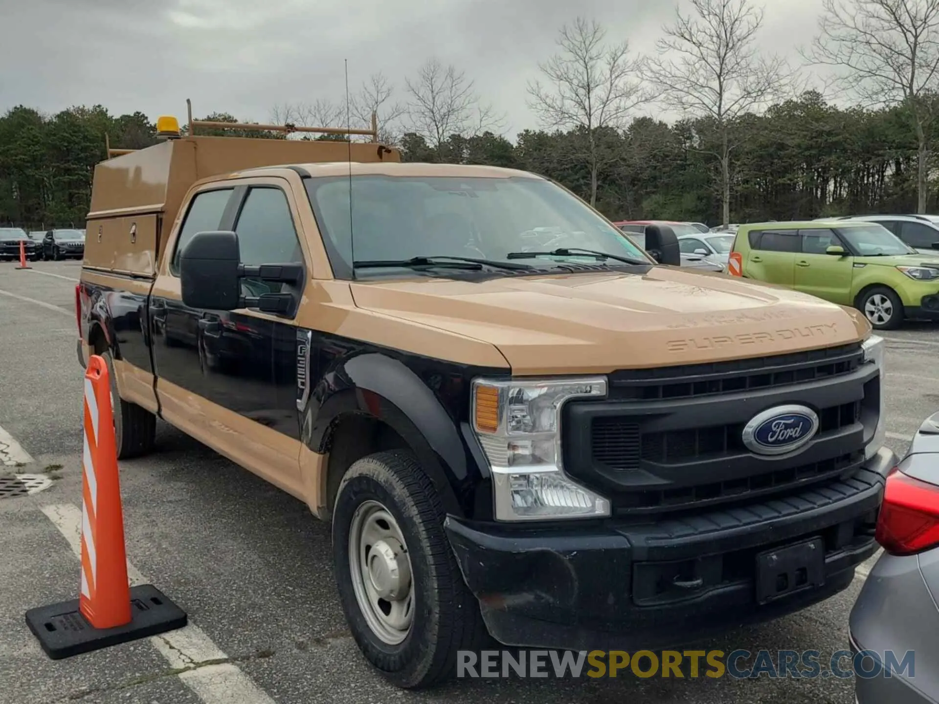 9 fotografías del automóvil dañado 1FT8W3A61MEC92000 FORD F-350 2021