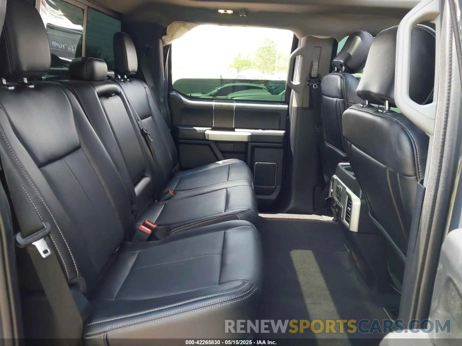 7 fotografías del automóvil dañado 1FT8W3BN0MEC51833 FORD F-350 2021