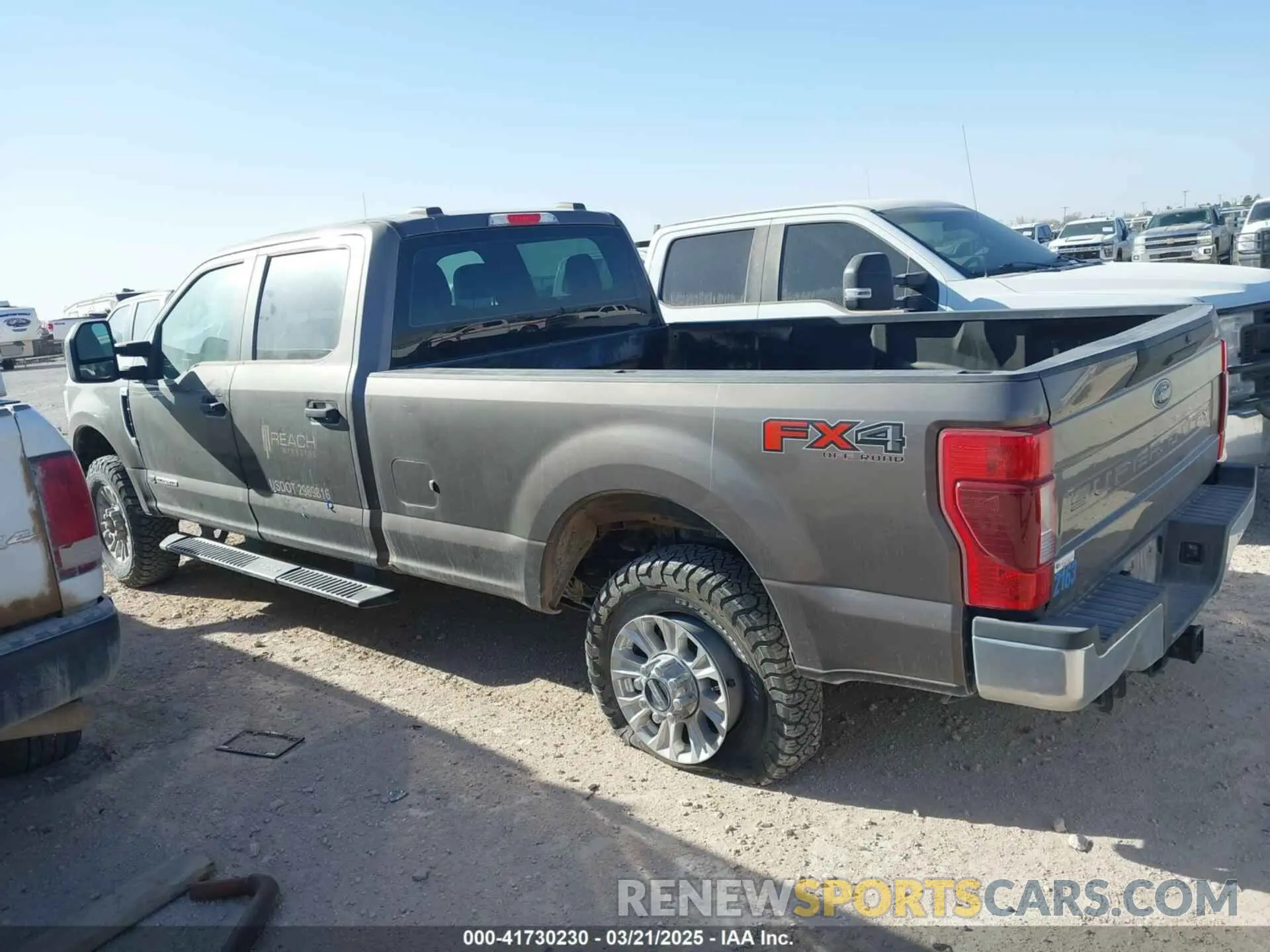 14 fotografías del automóvil dañado 1FT8W3BT0MEC54827 FORD F-350 2021