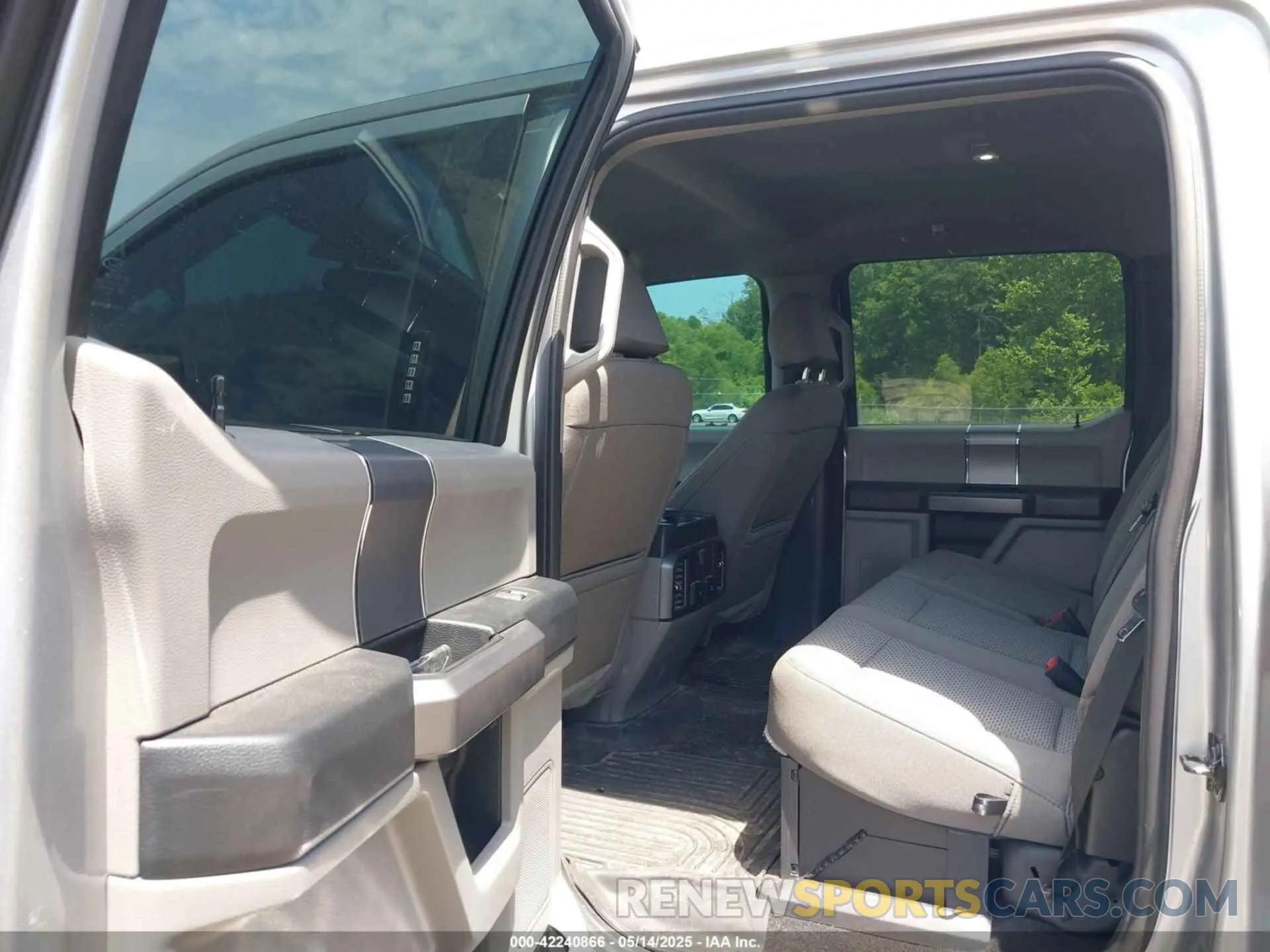 7 fotografías del automóvil dañado 1FT8W3BT4MED26886 FORD F-350 2021