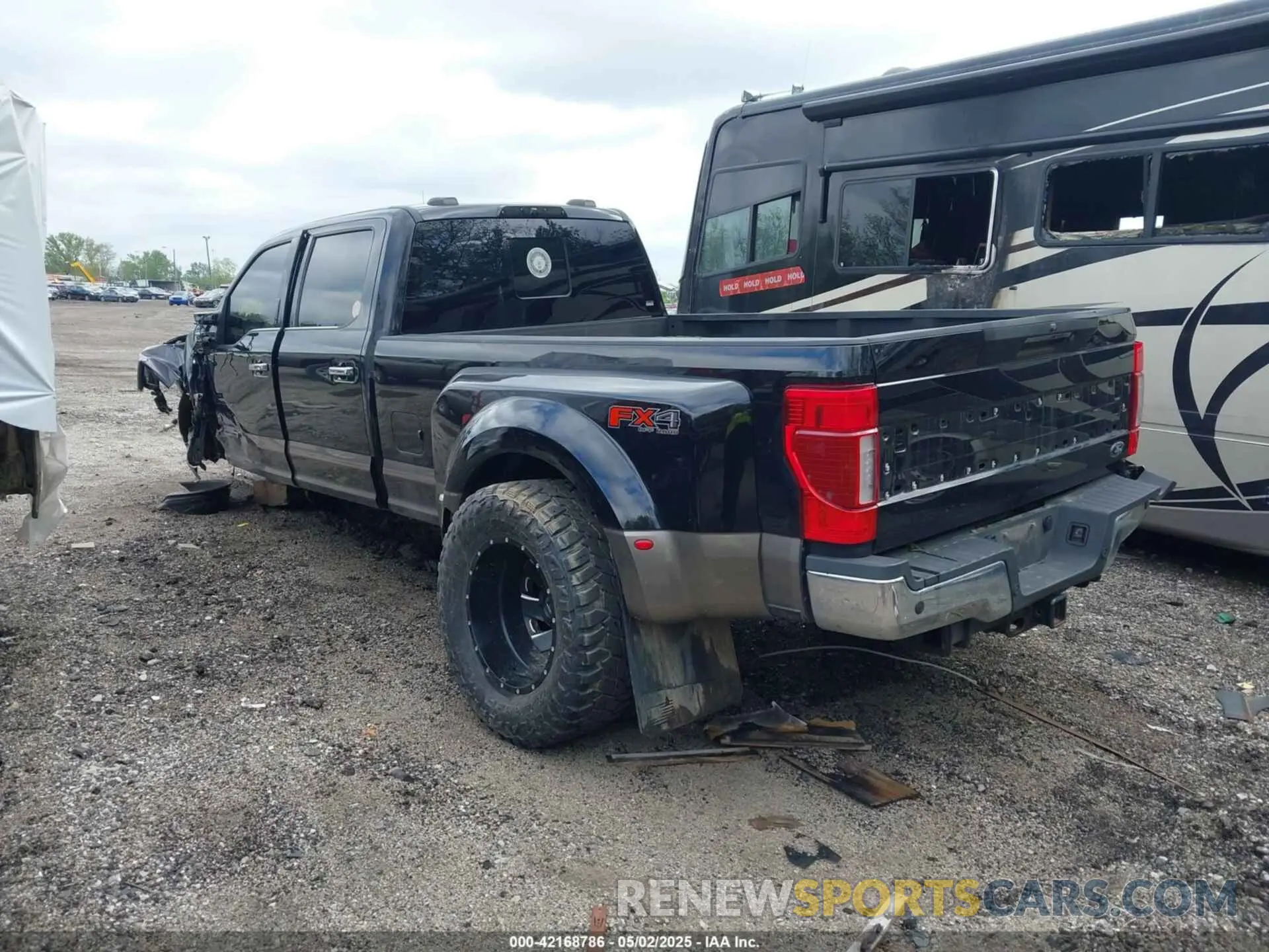 3 fotografías del automóvil dañado 1FT8W3DT4MEC25568 FORD F-350 2021