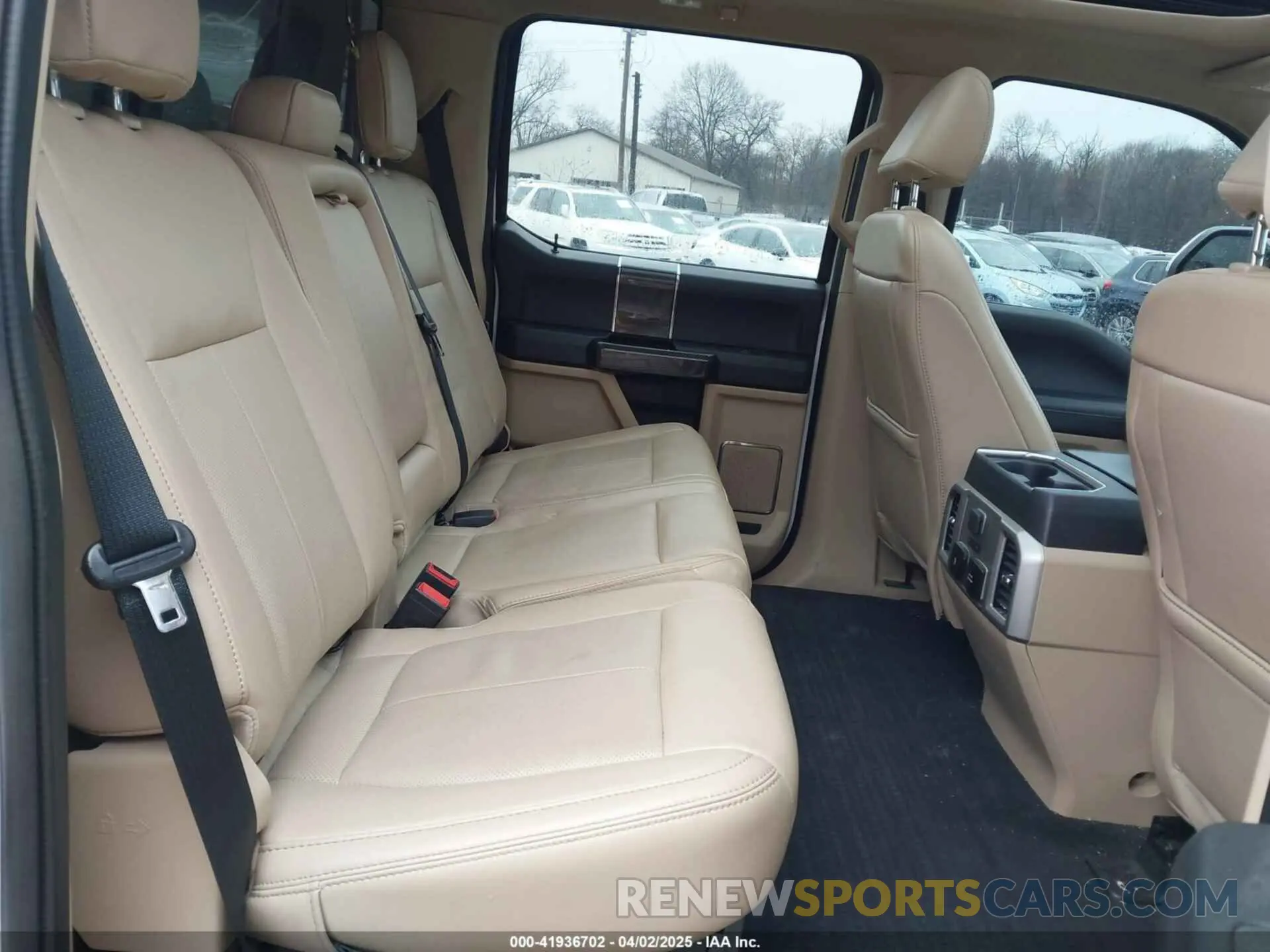 6 fotografías del automóvil dañado 1FT8W3DT6MED28166 FORD F-350 2021